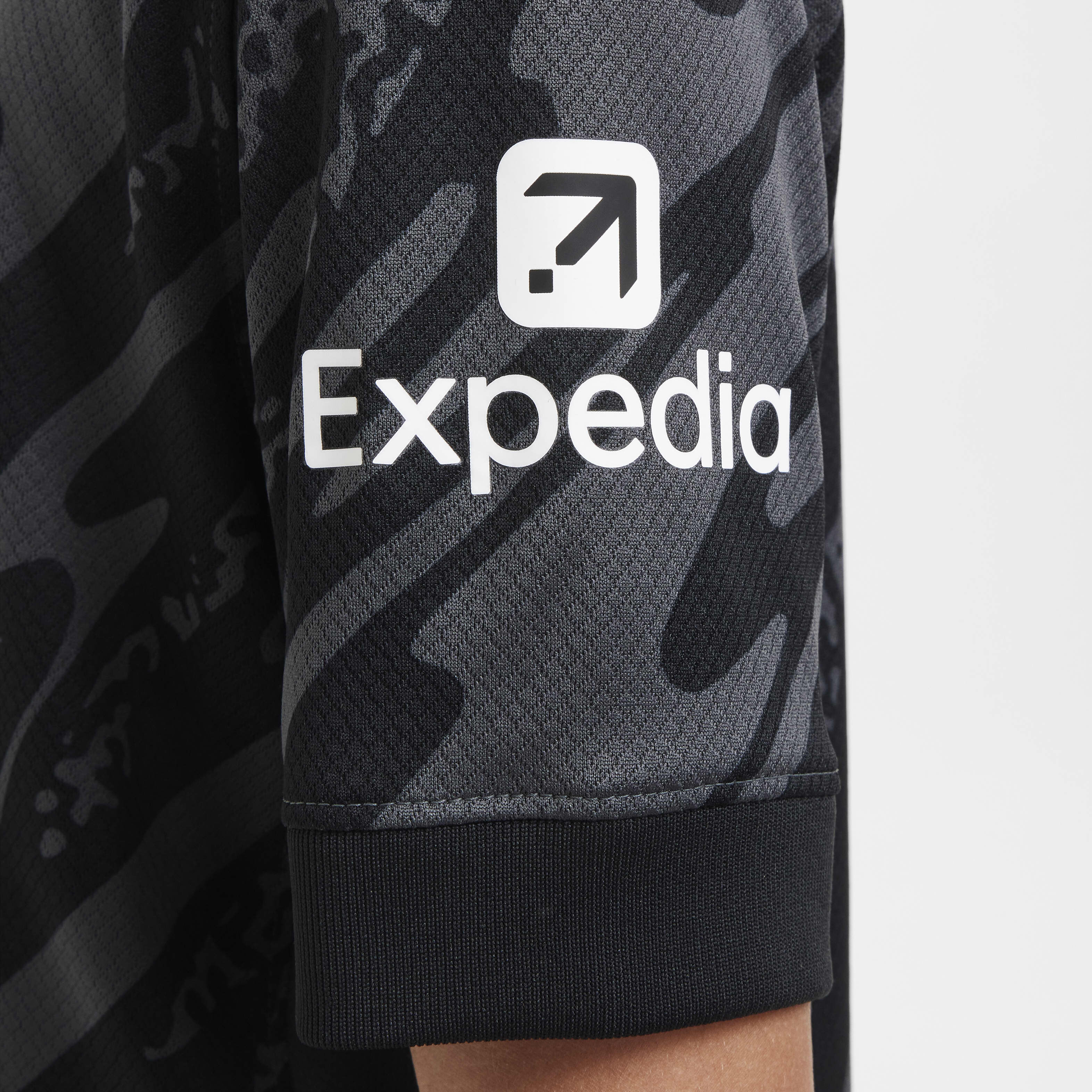 Liverpool F.C. Stadium Goalkeeper image number 3