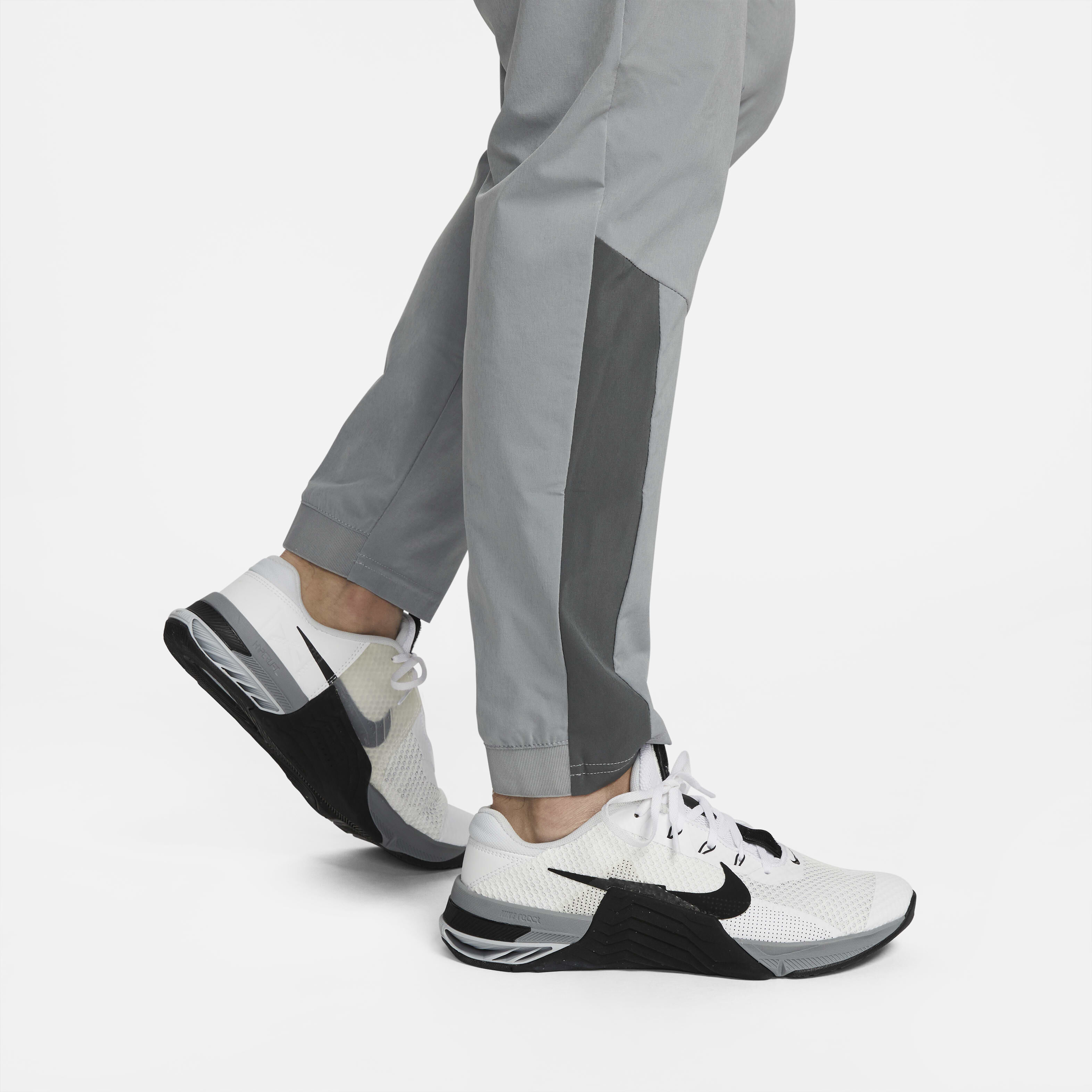 نايكي برو دراي-فت فنت ماكس image number 3