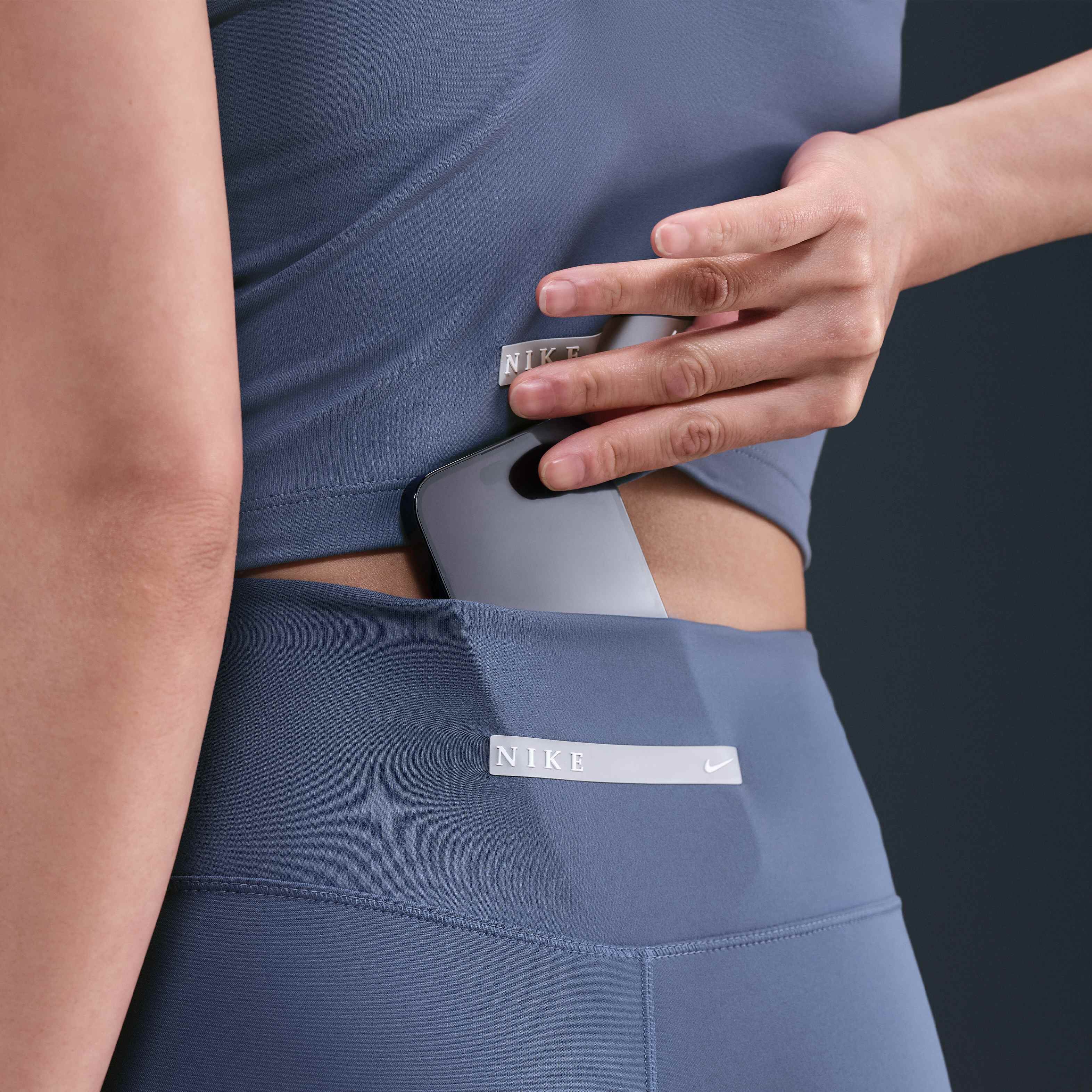 نايكي وان image number 5