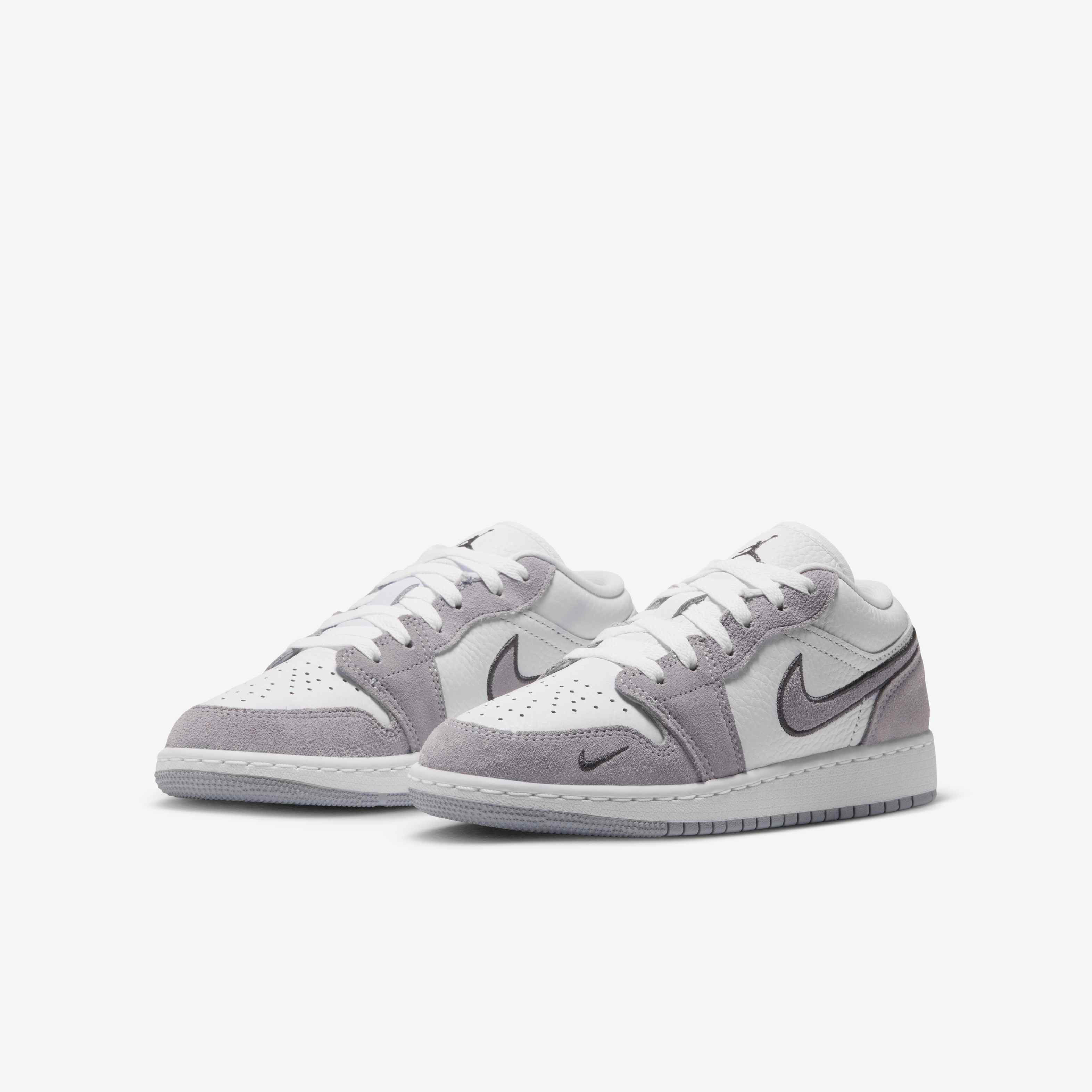 Air Jordan 1 Low SE image number 4