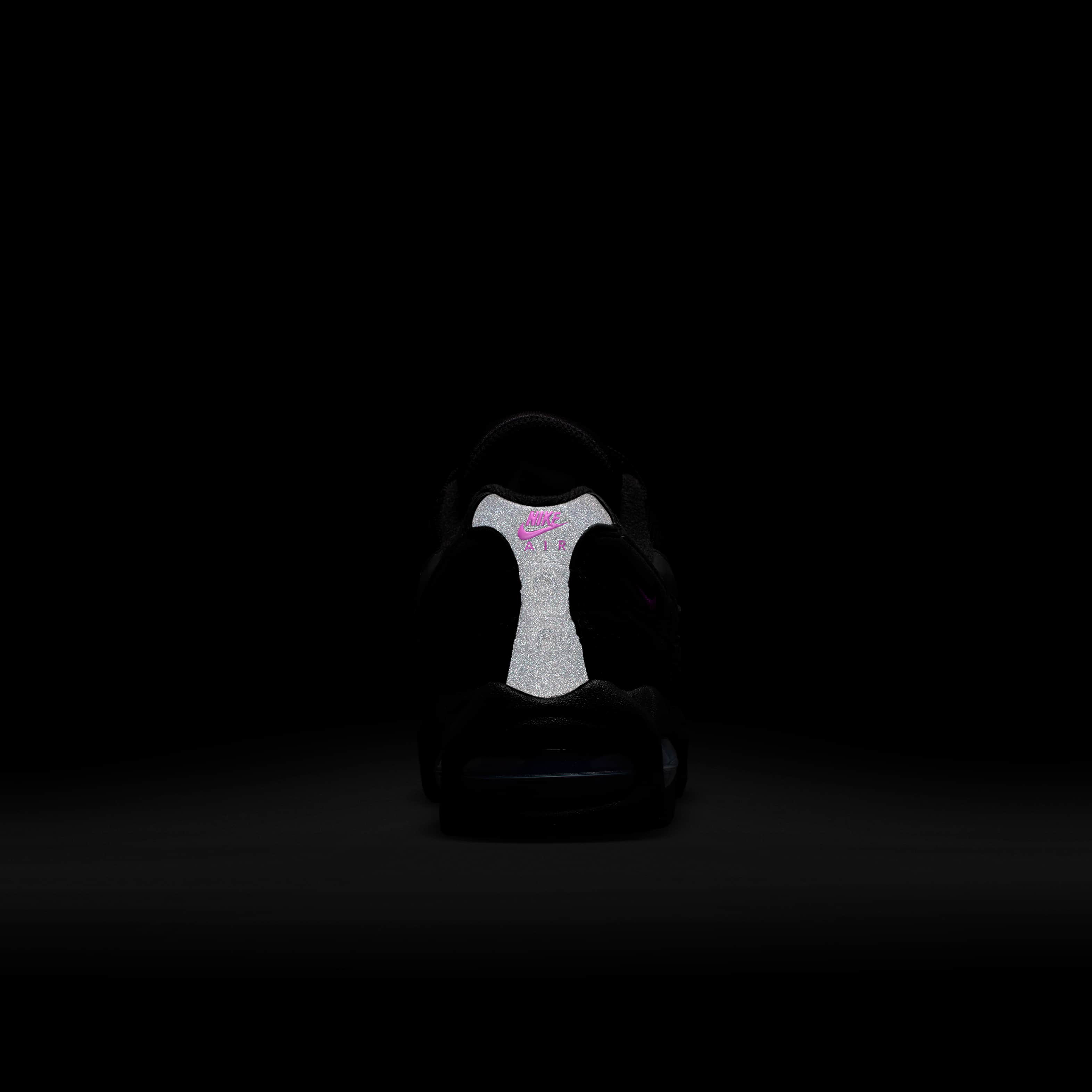 Nike Air Max 95 image number 9