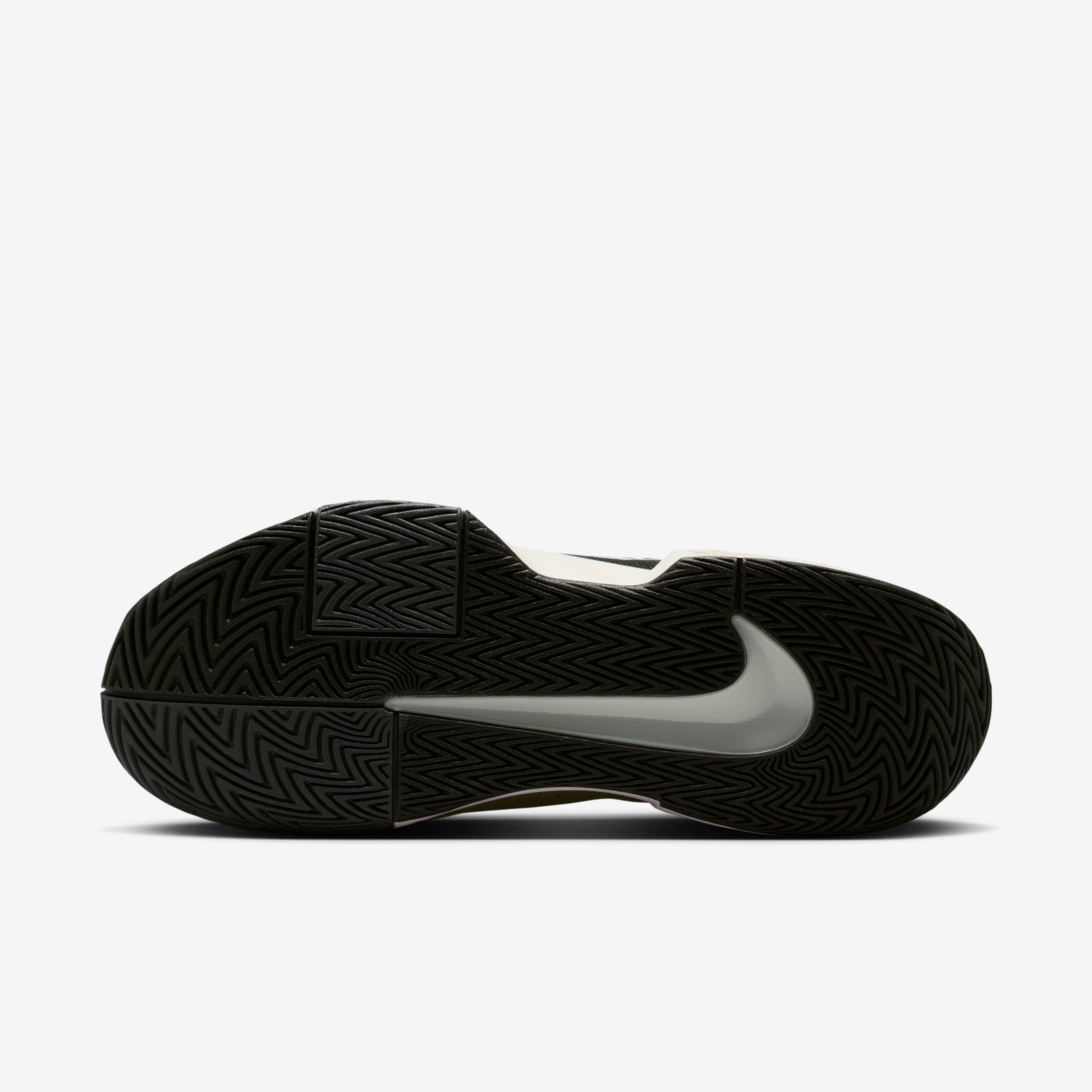 Nike GP Challenge Pro Premium image number 1