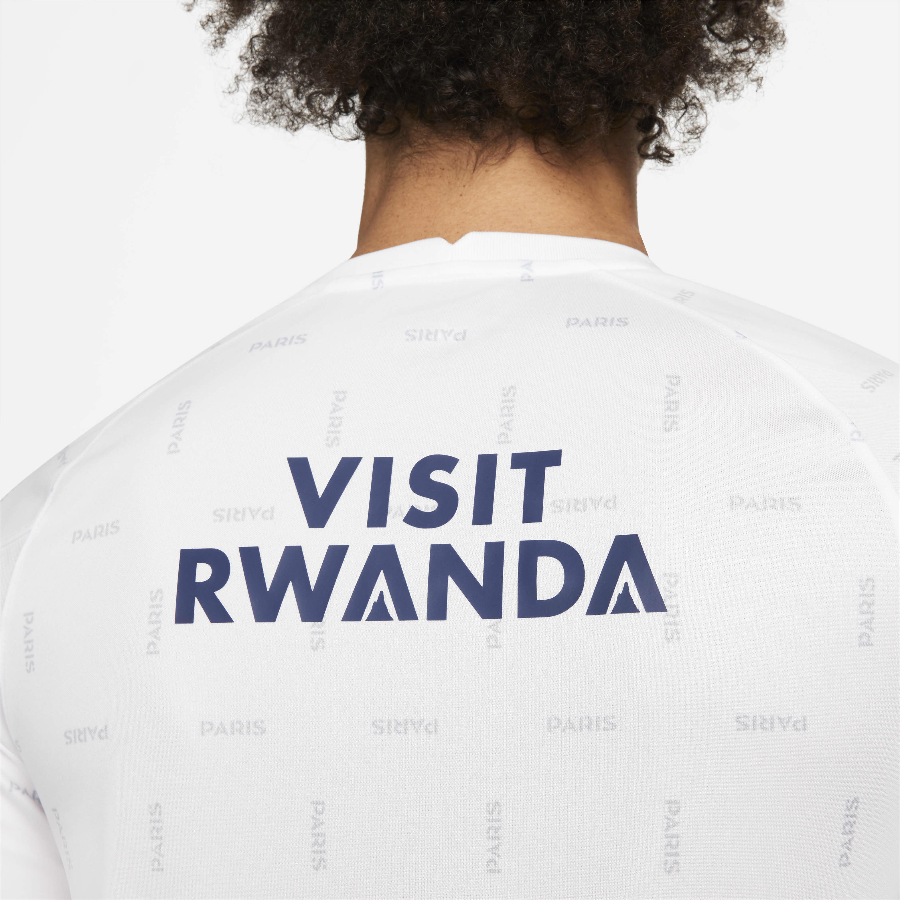 Paris Saint-Germain Fourth image number 2