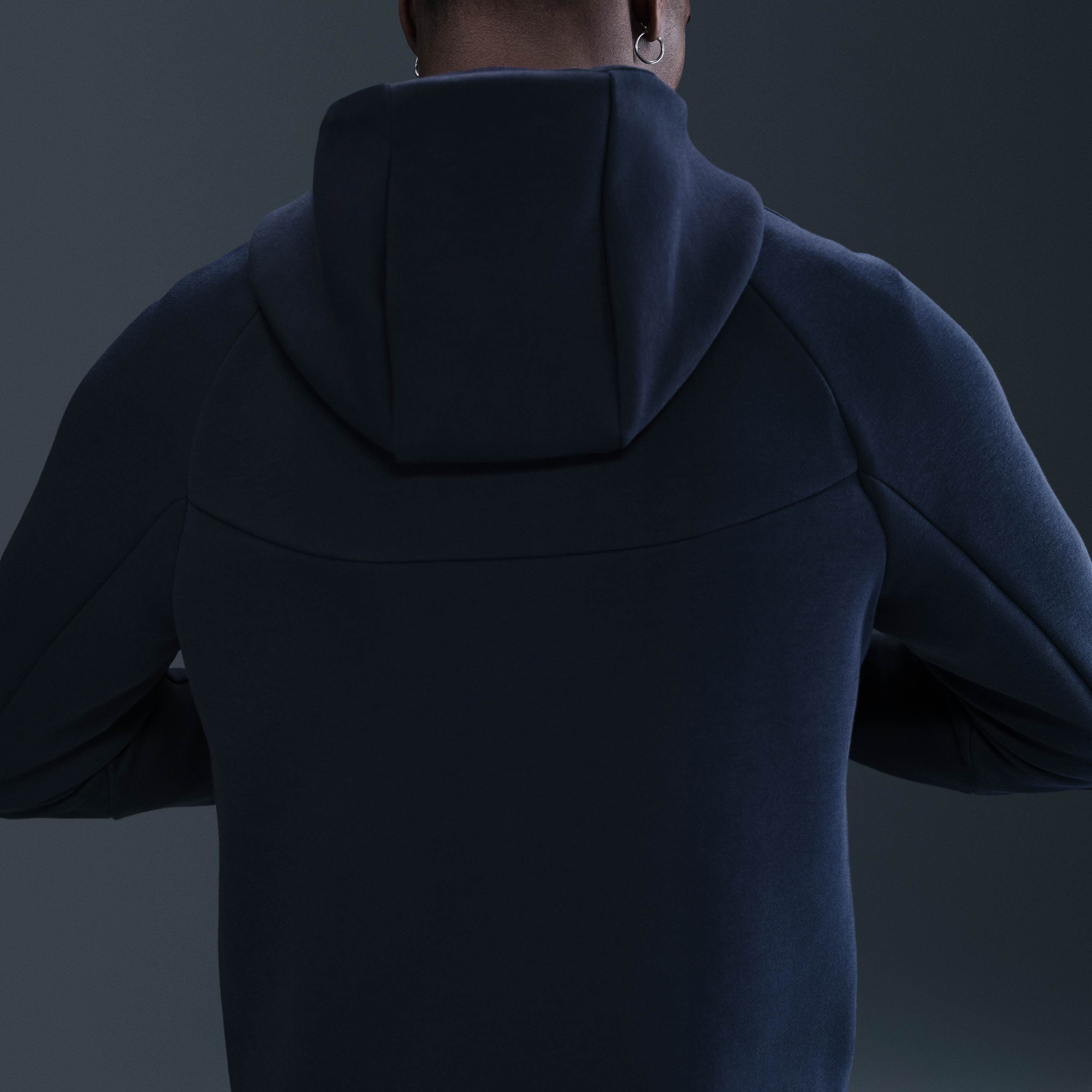 Nike Tech image number 1