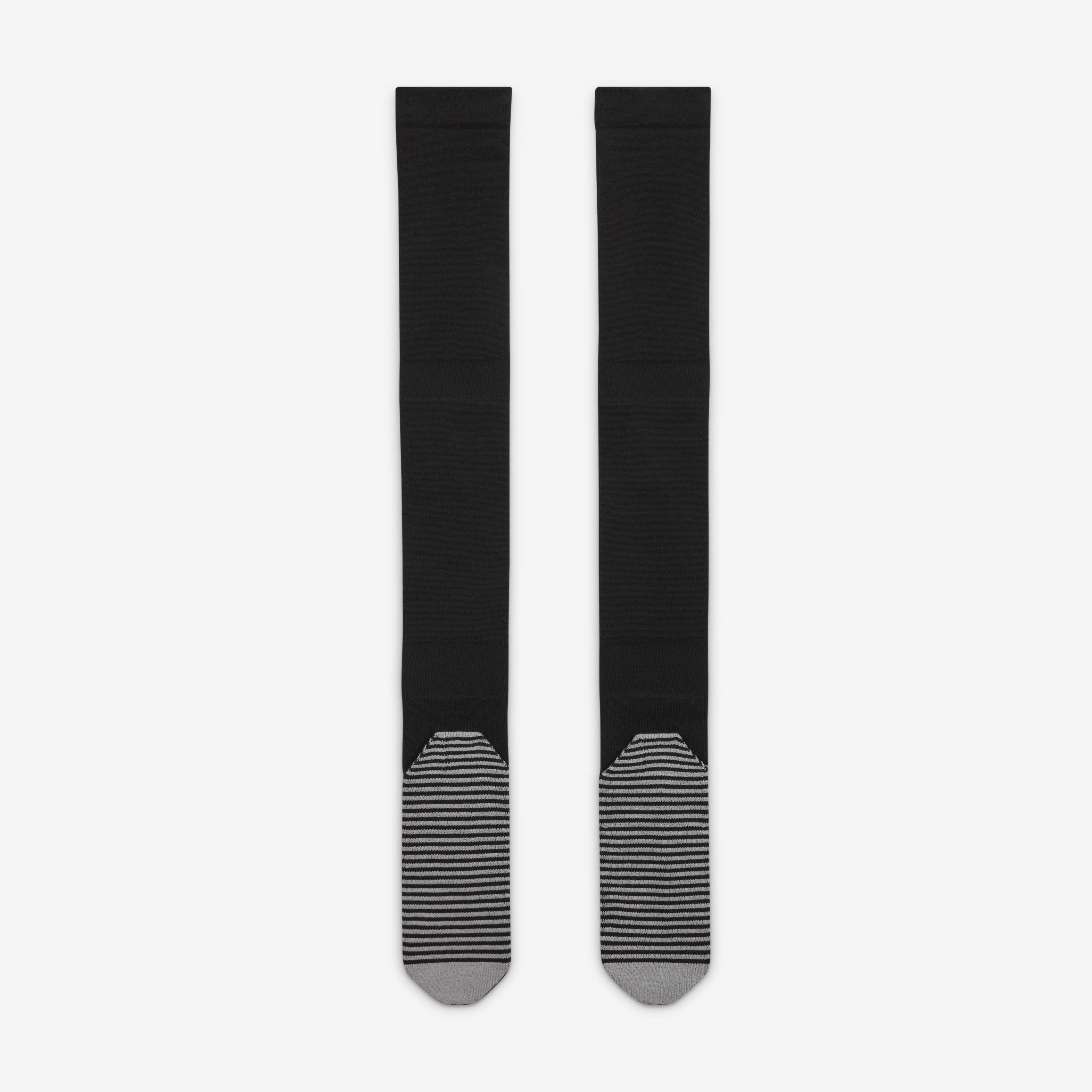 Paris Saint-Germain 2022/23 Stadium Goalkeeper Away/Fourth image number 2