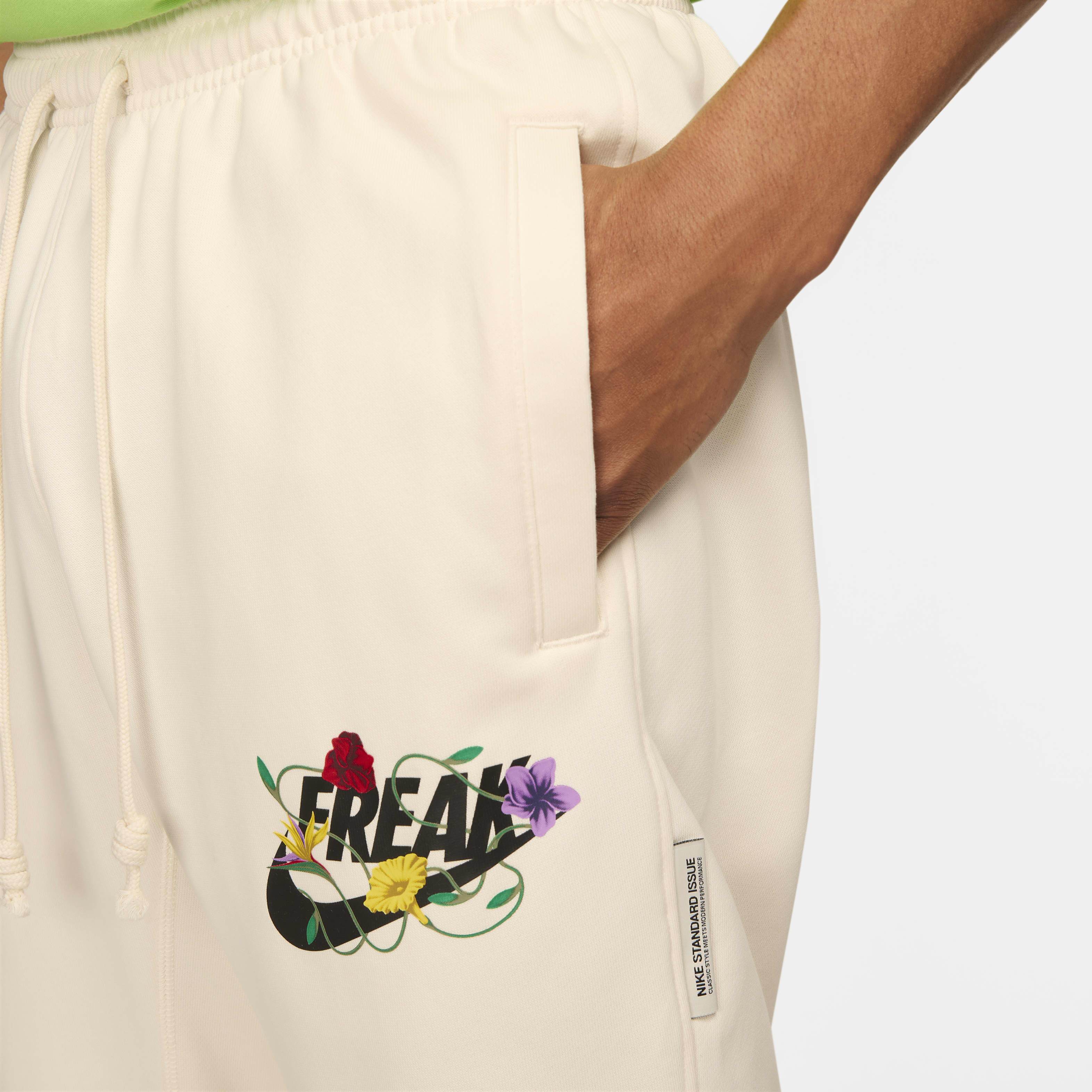 جيانيس ستاندرد ايشيو image number 2