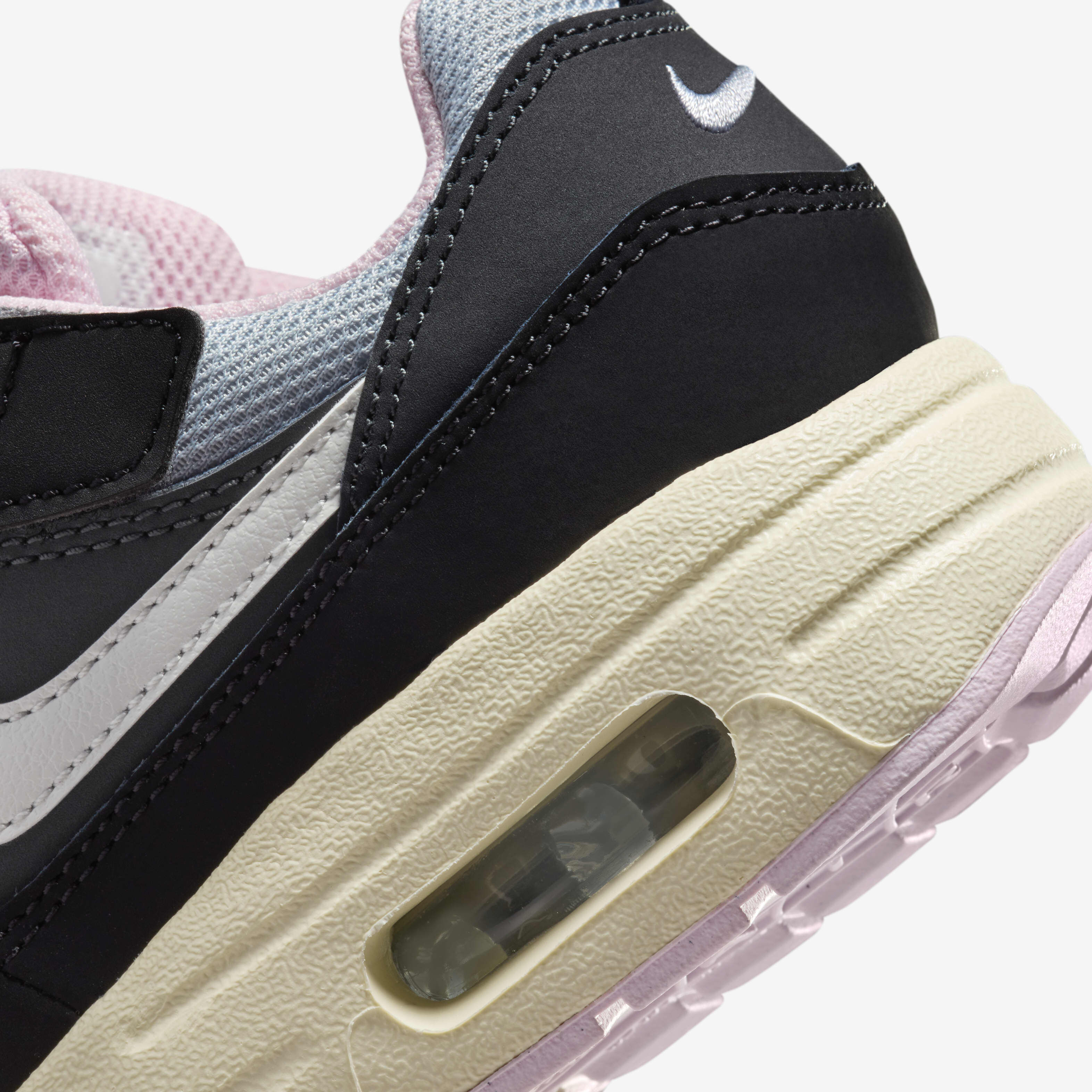 Nike Air Max 1 EasyOn image number 7