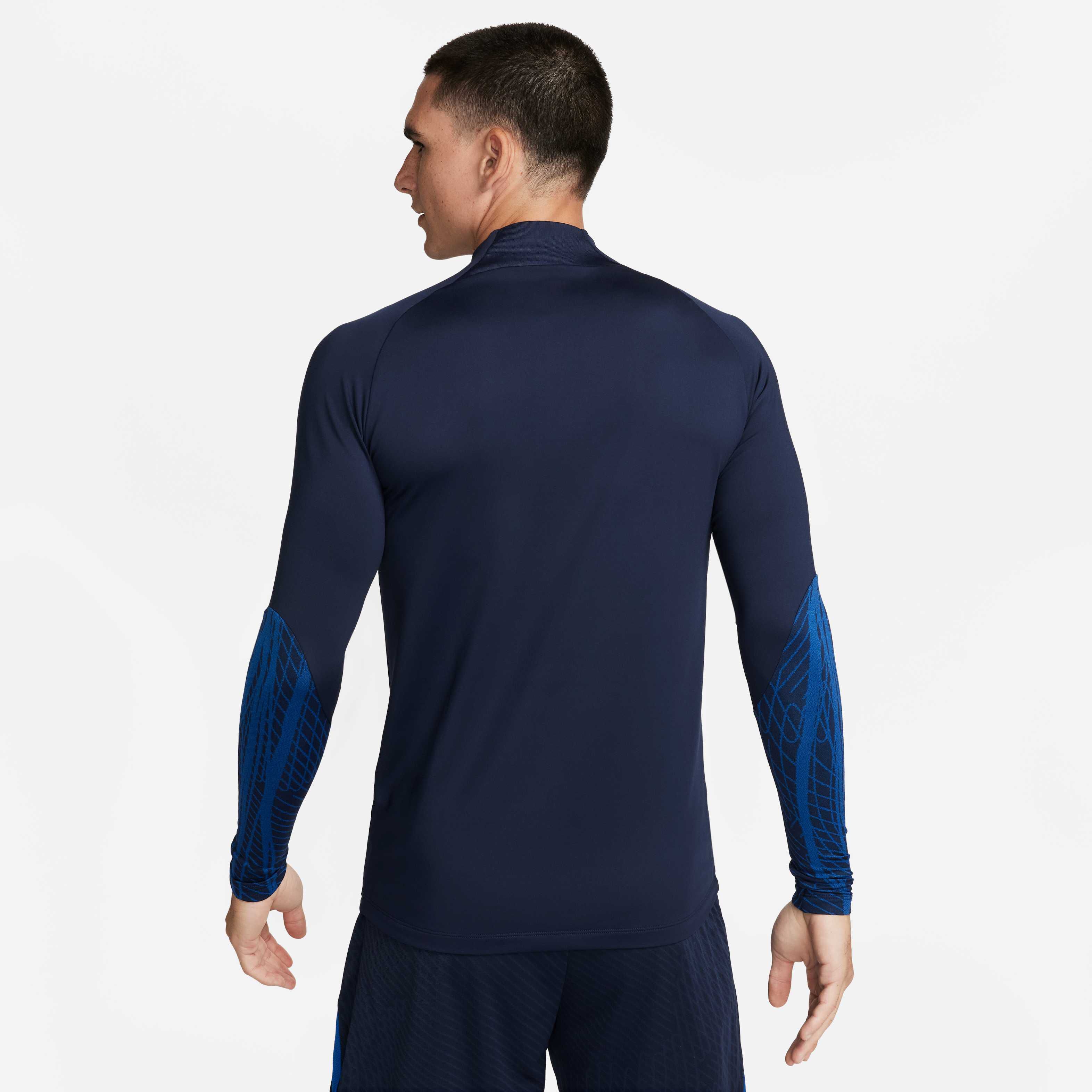 Nike Dri-FIT Strike image number 1
