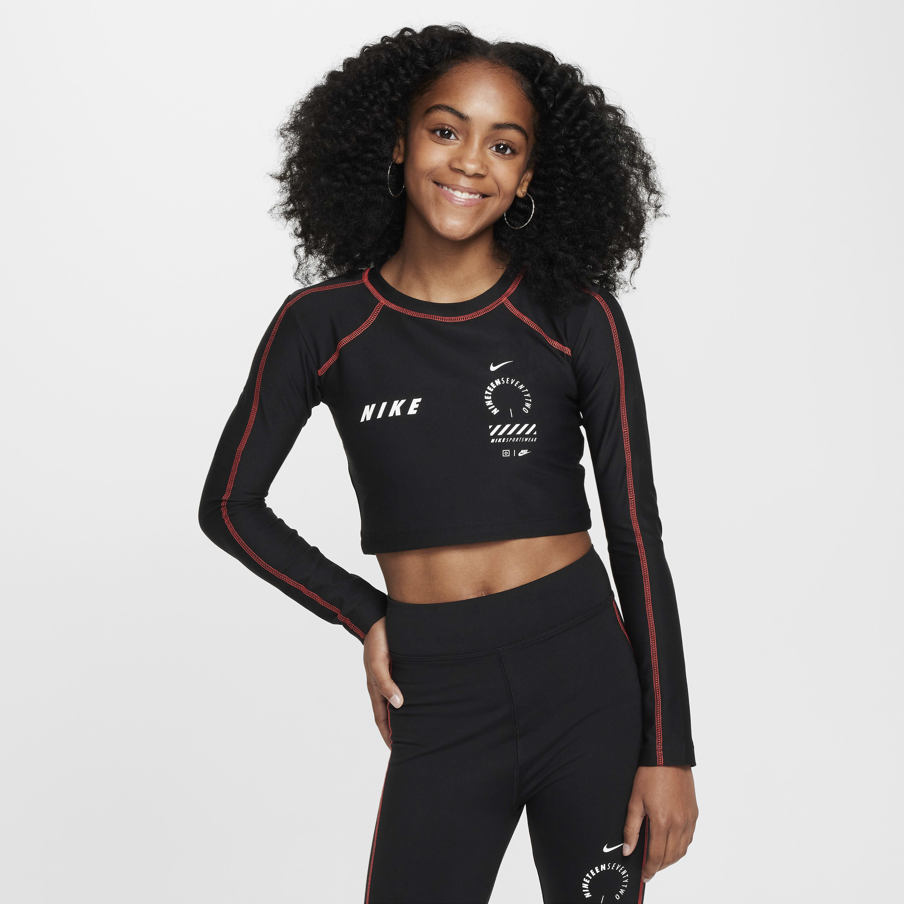 Nike girl sportswear top