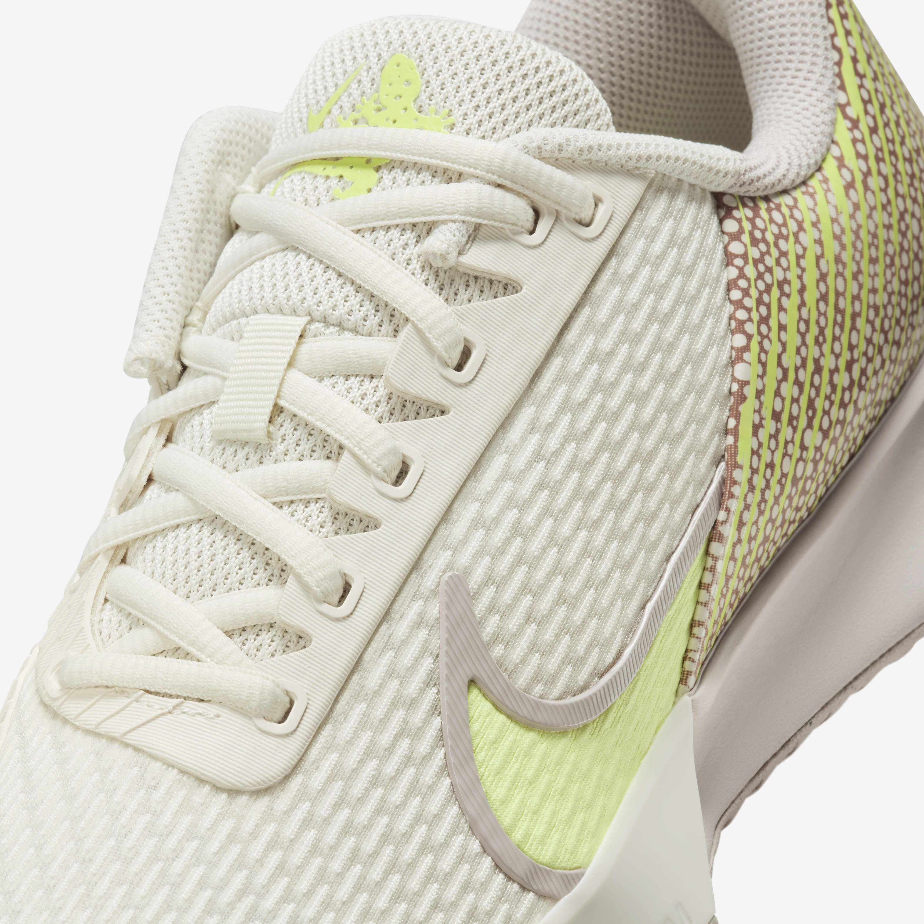 NikeCourt Air Zoom Vapor Pro 2 Premium image number 6