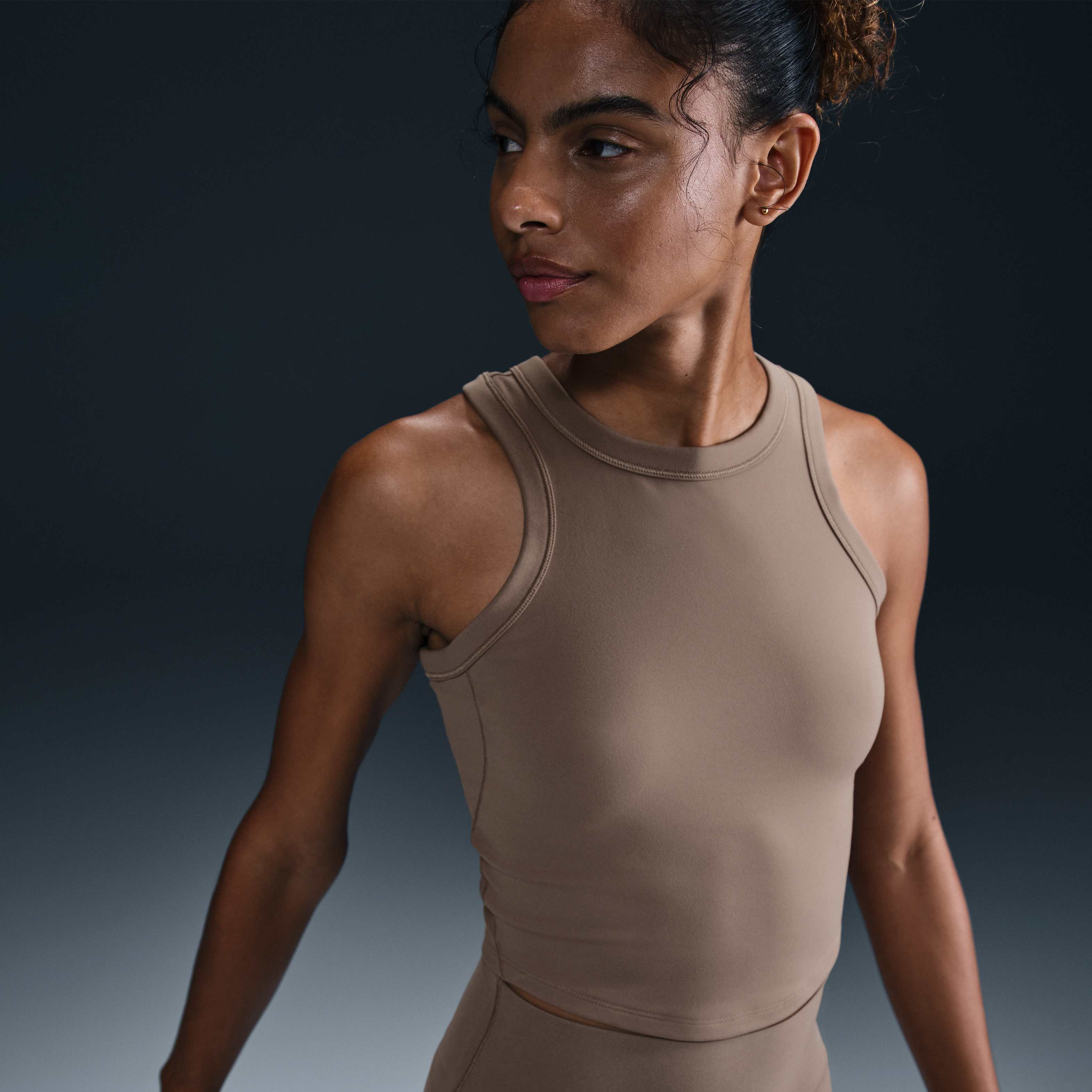 نايكي ون فيتد image number 2