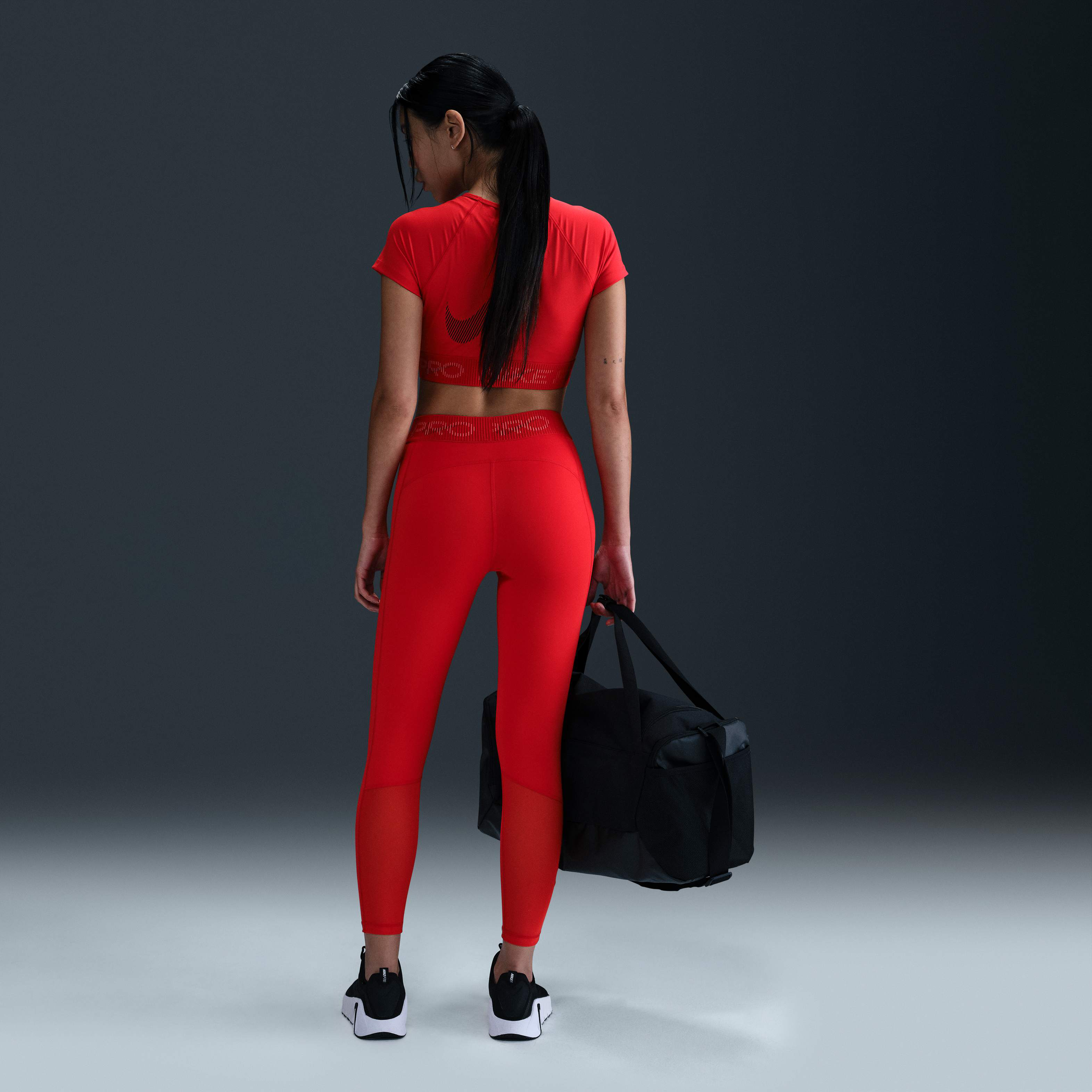 نايكي برو image number 3