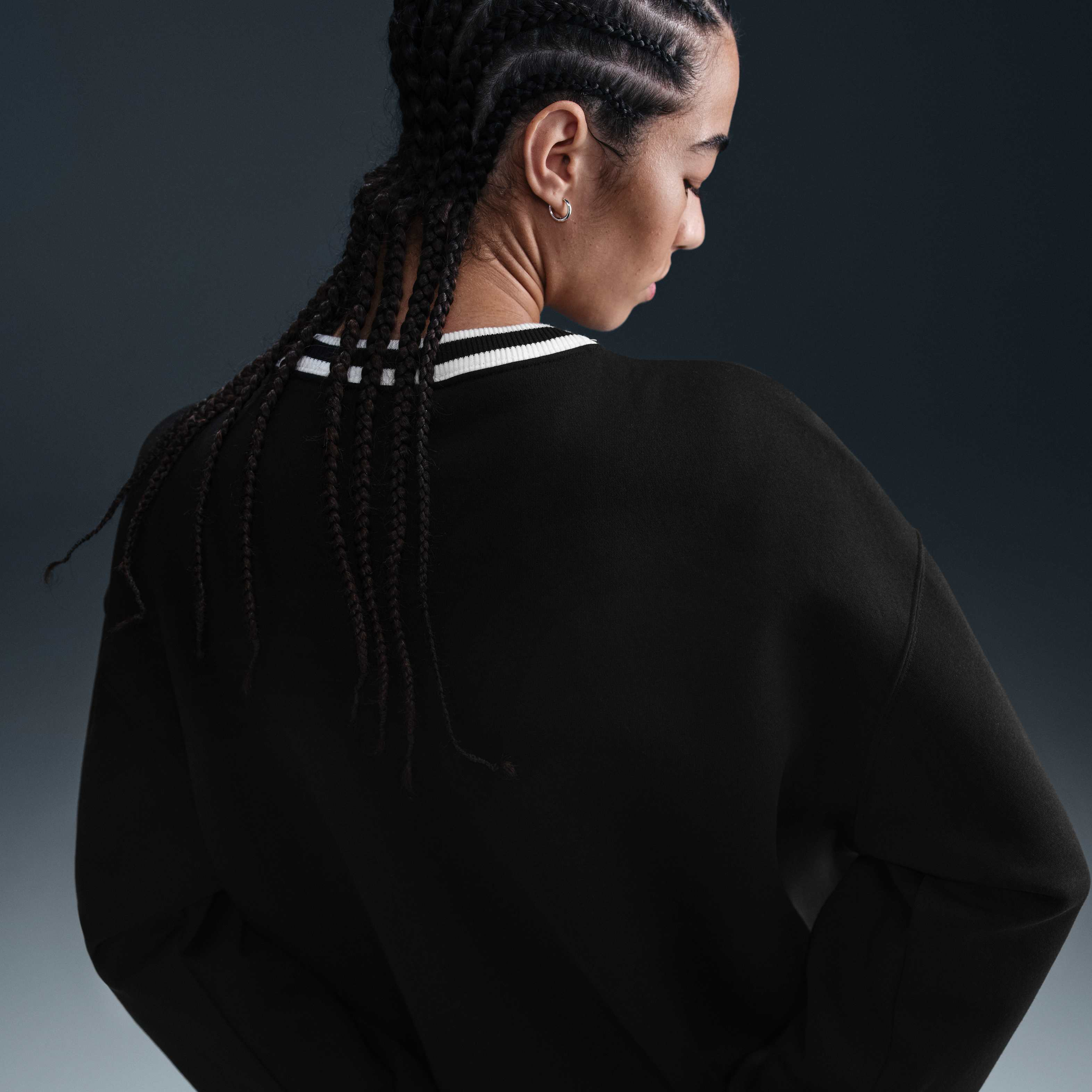 نايكي سبورتسوير فينيكس فليس image number 1