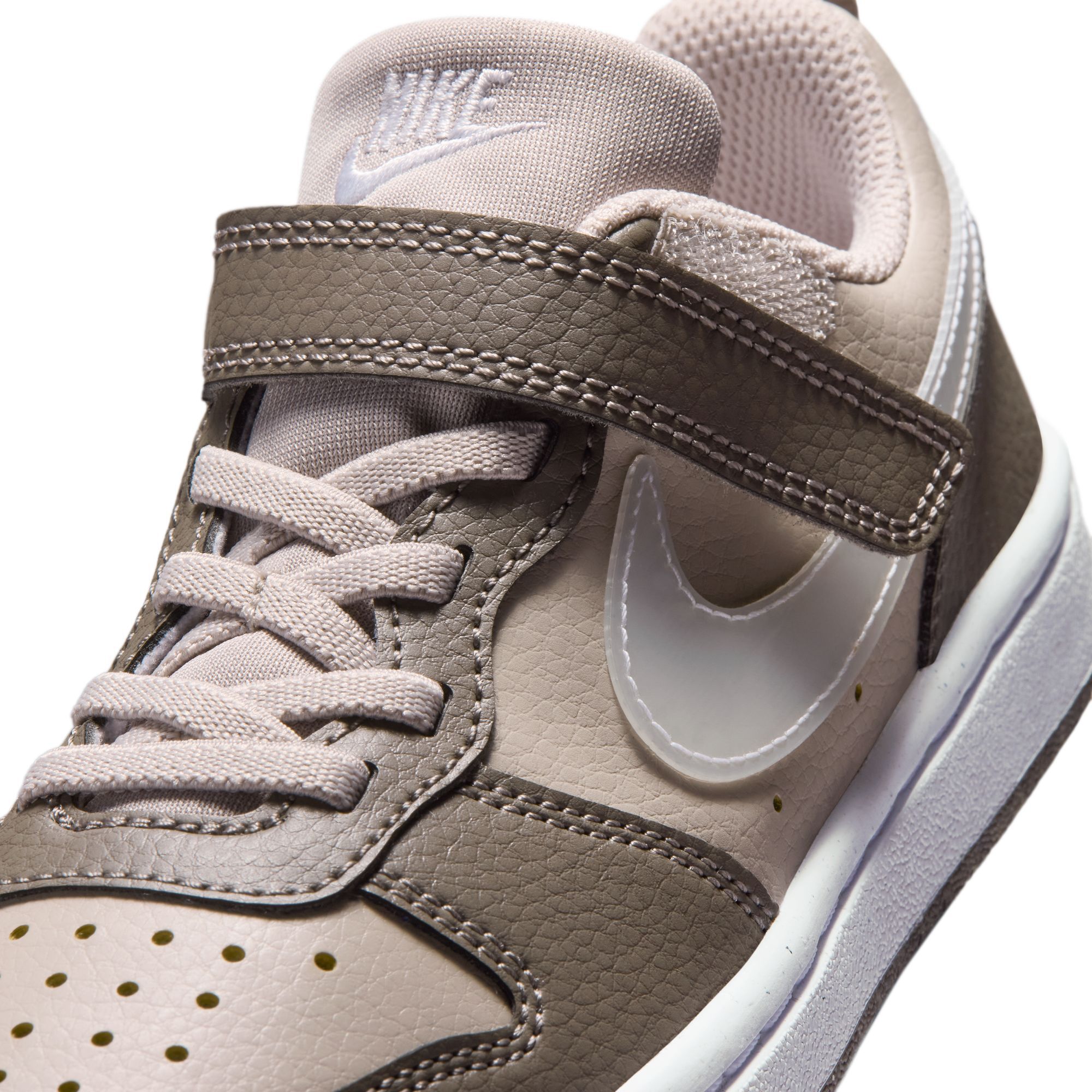Nike Court Borough Low image number 8