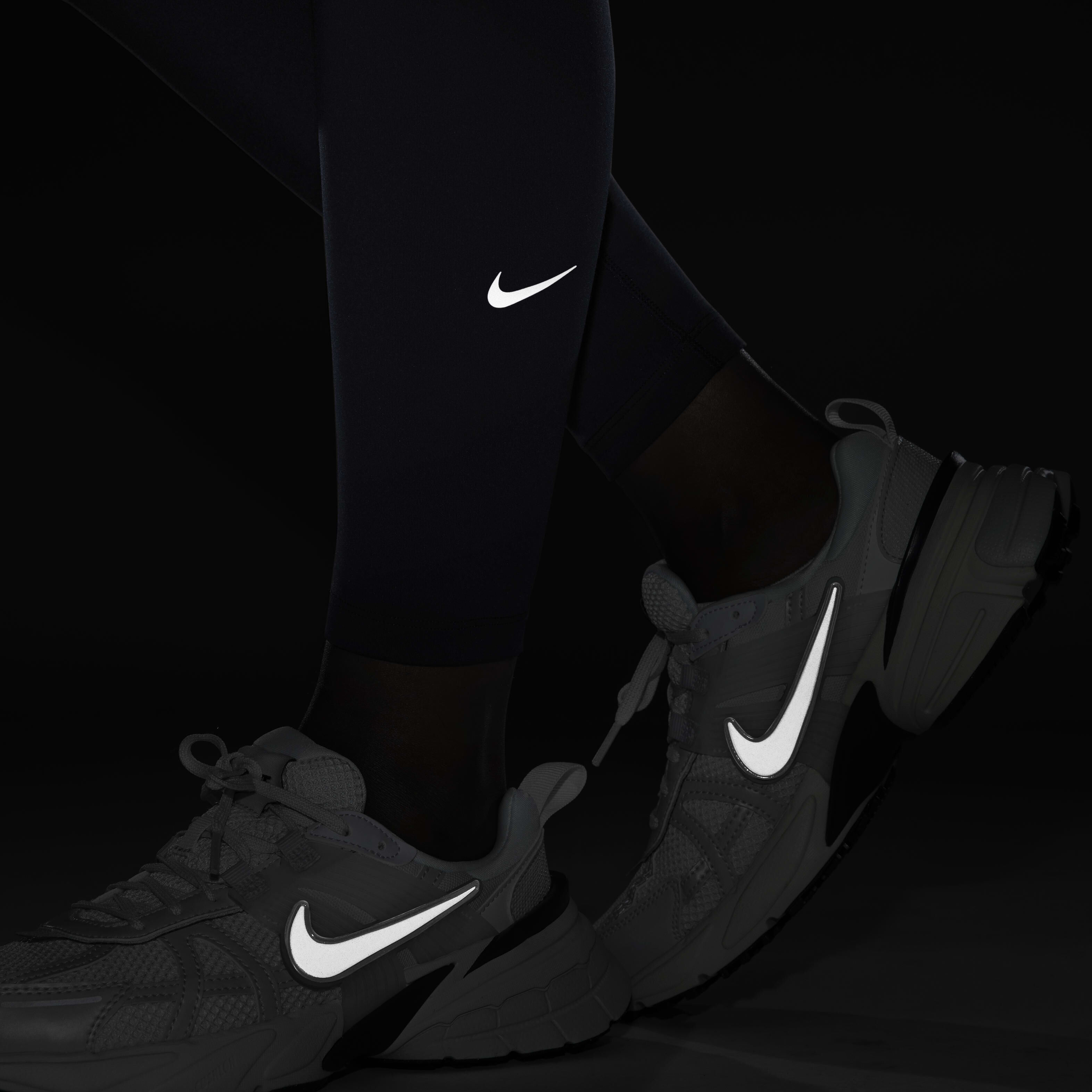 Nike One image number 8