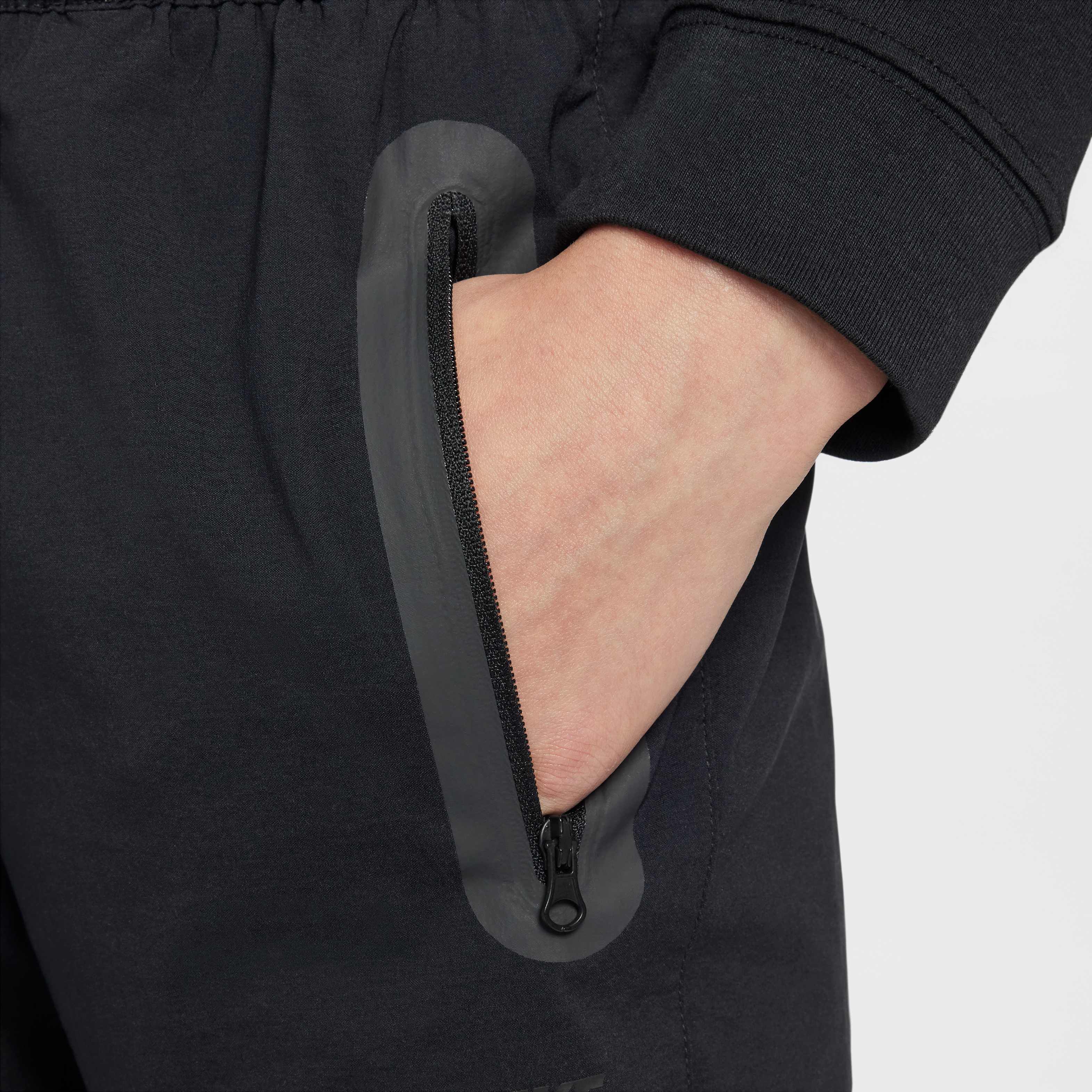 Nike Tech image number 3