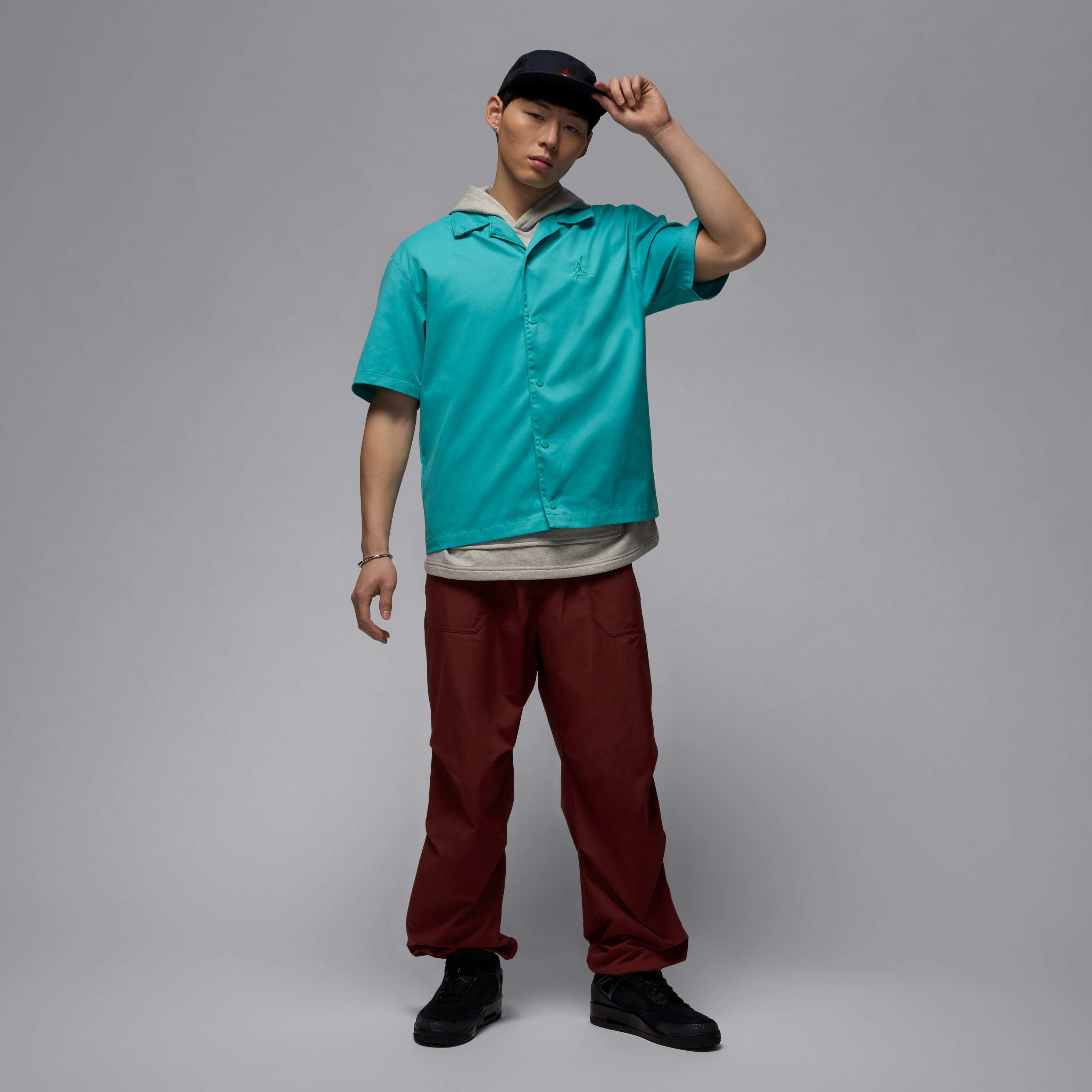 Jordan Essentials image number 4