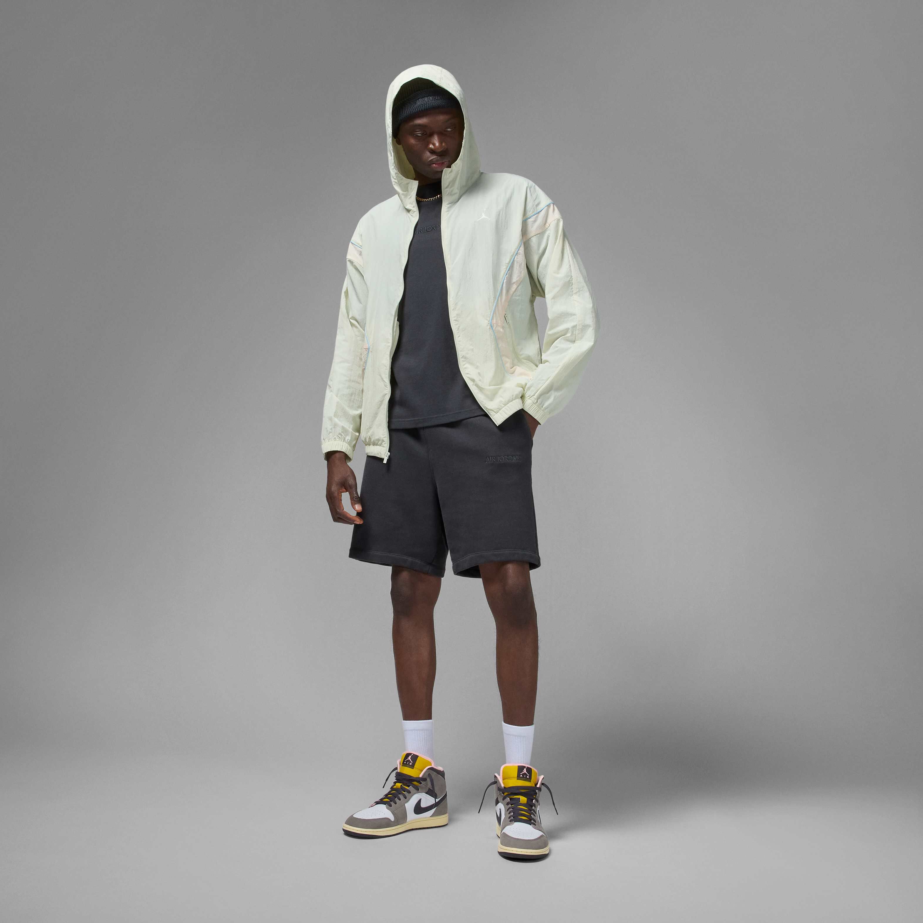 إير جوردن 1 ميد SE image number 8