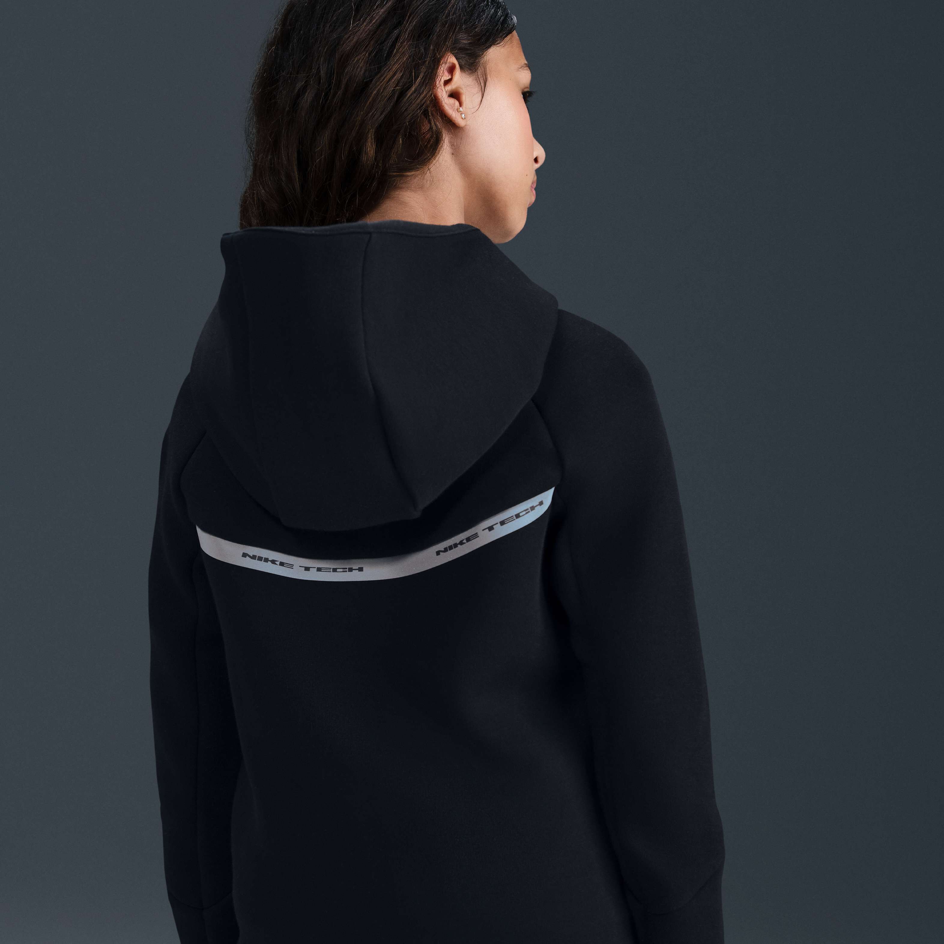 Nike Sportswear Tech Fleece image number 3