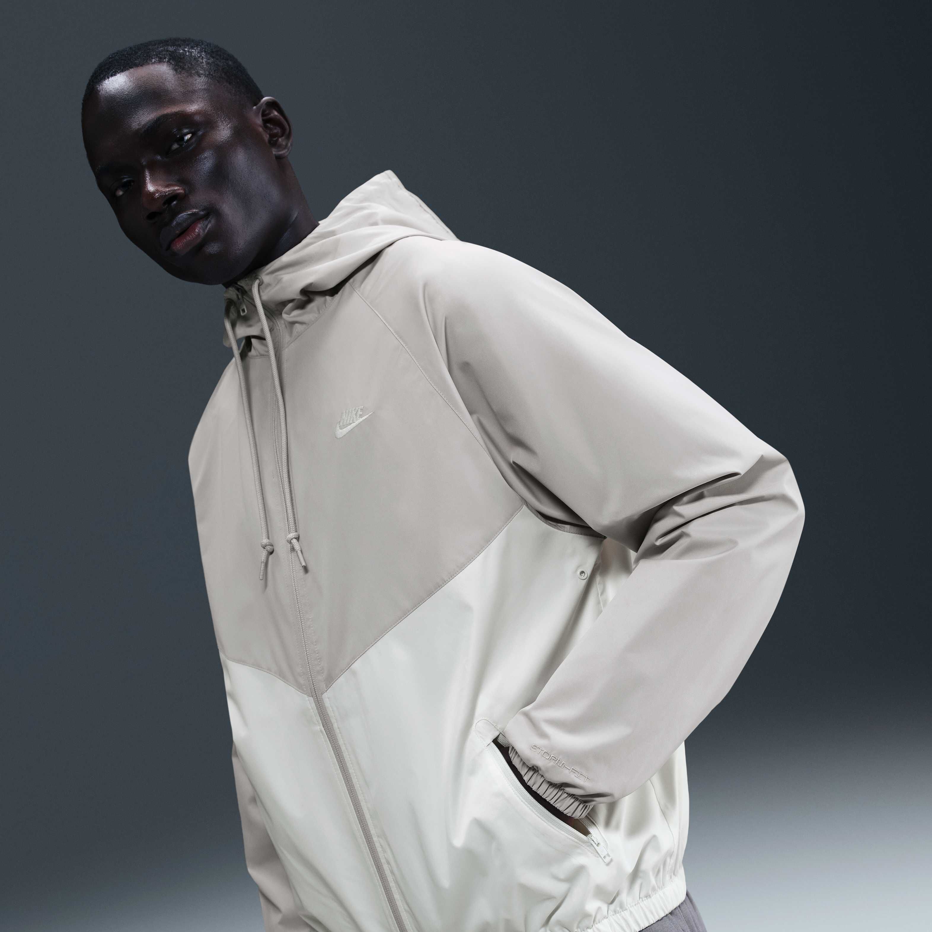 Nike Windrunner image number 0