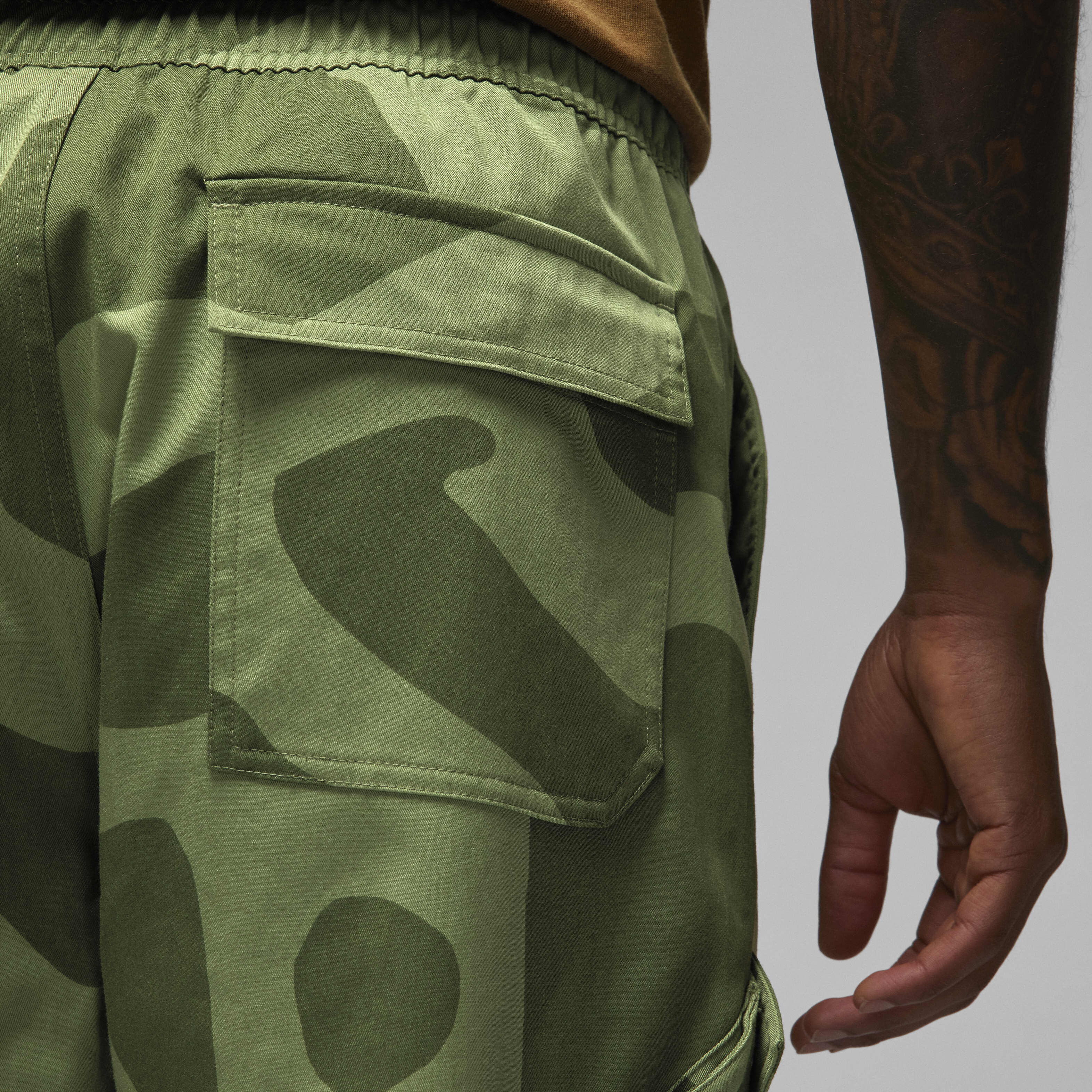 Jordan Essentials Chicago image number 4