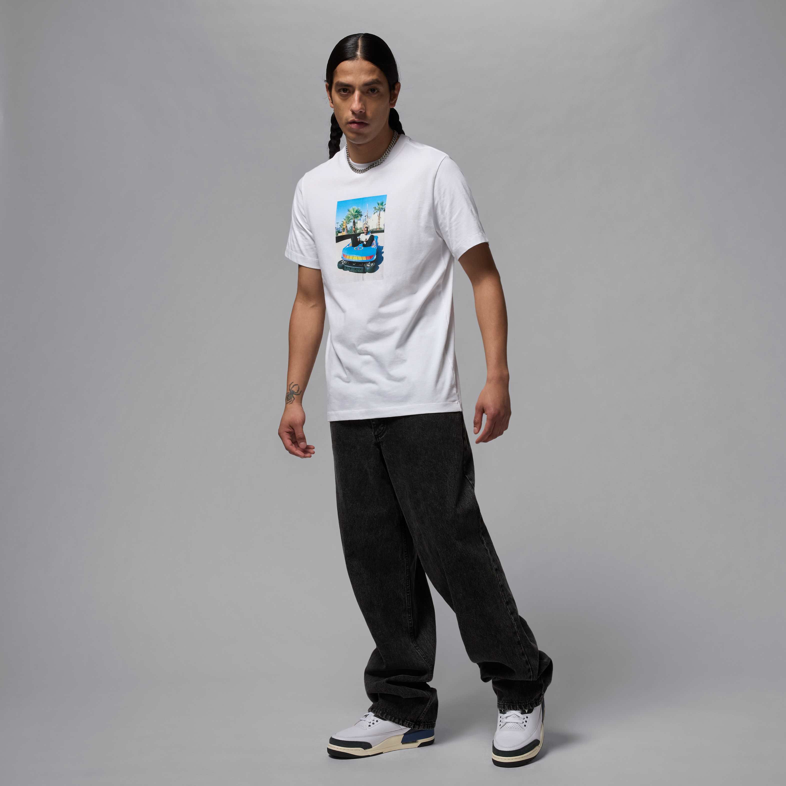 Buy Jordan Brand Men's T-Shirt - White/Black | Nike Kuwait