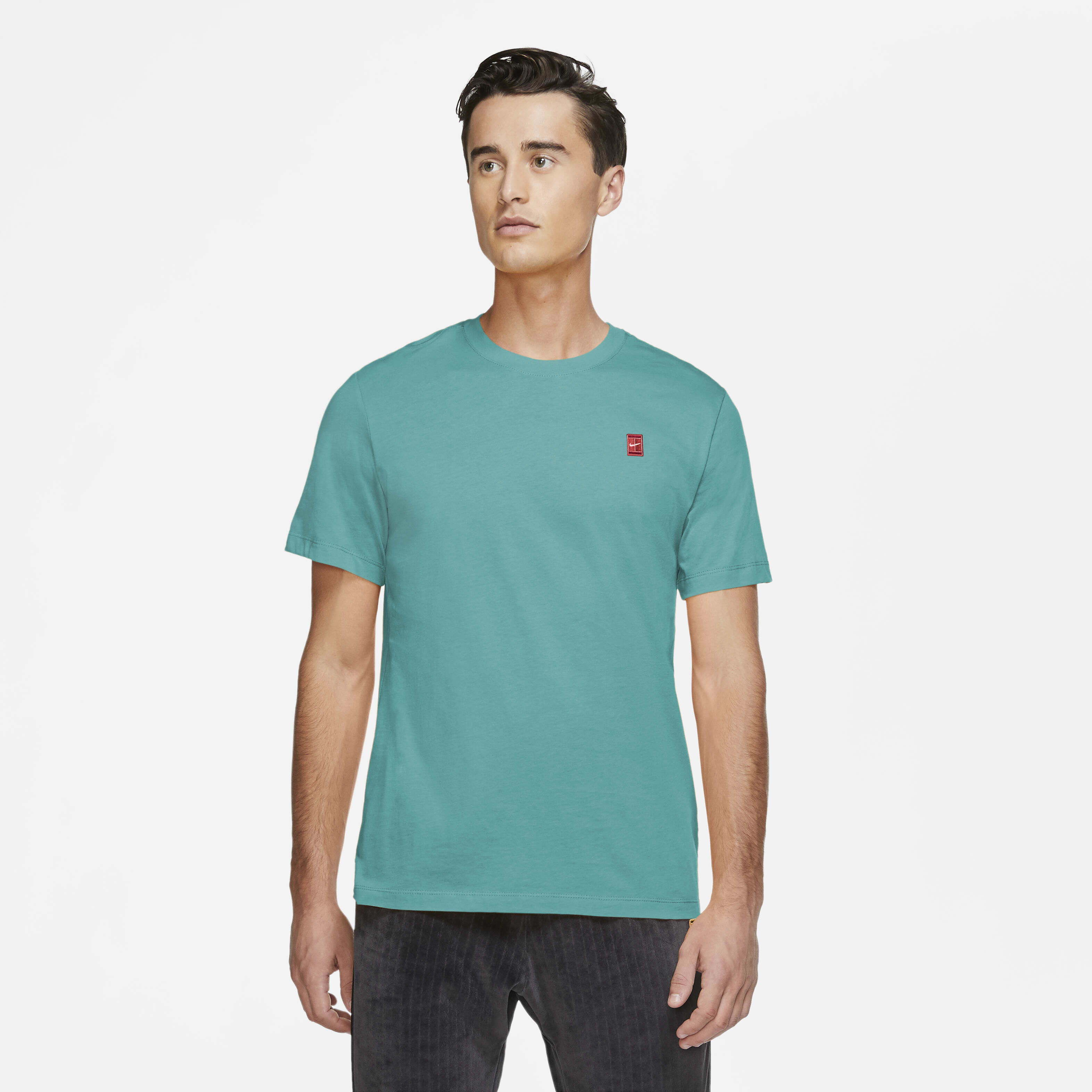 NikeCourt image number 0