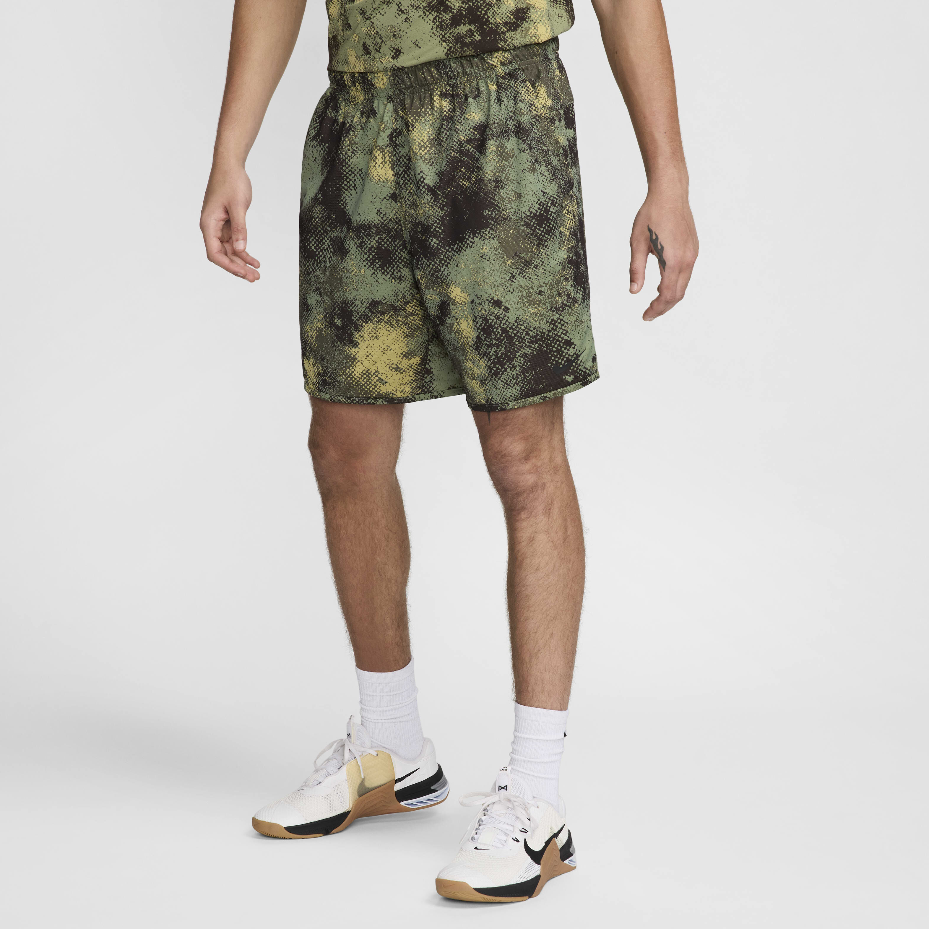 Boys nike camo shorts outlet