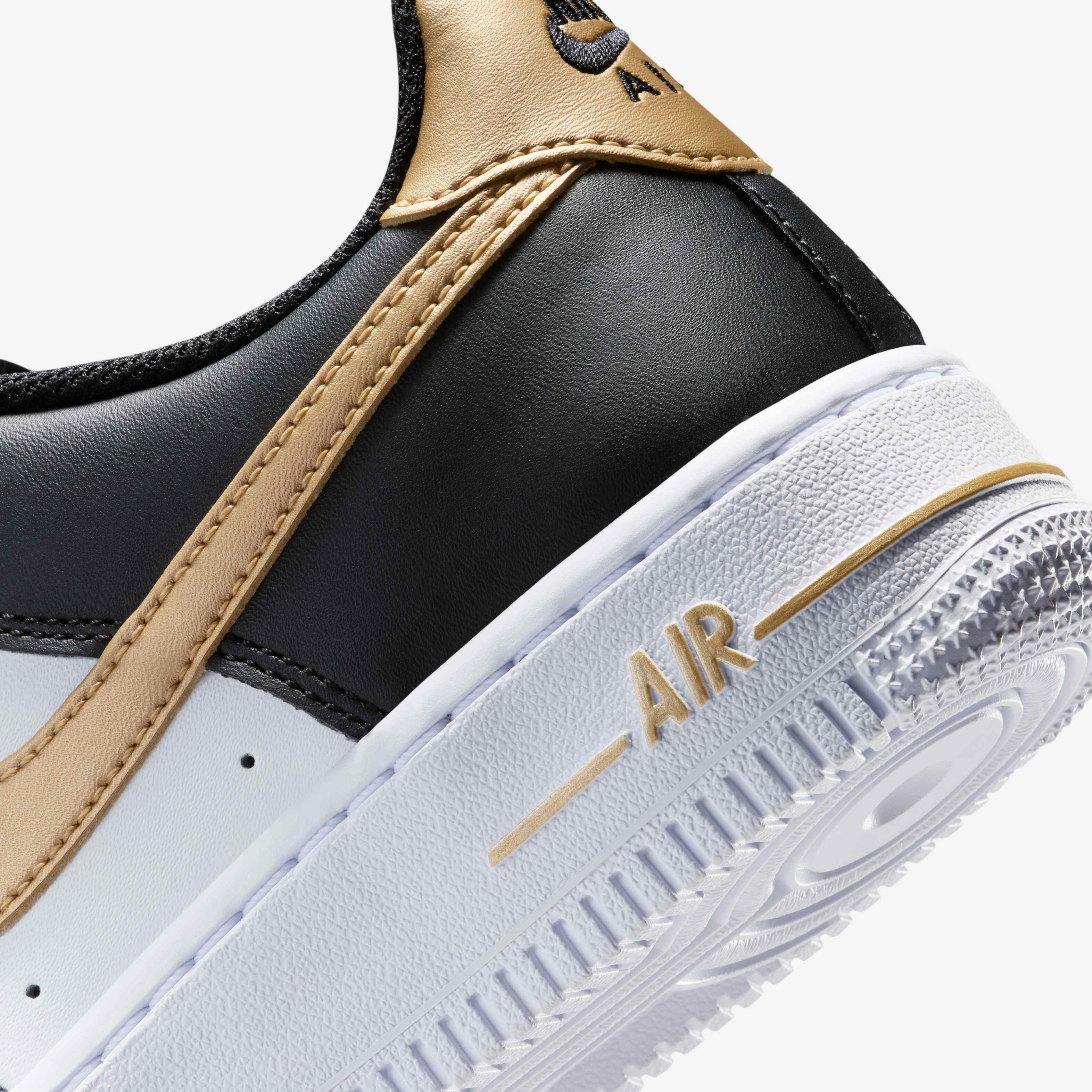 Nike Air Force 1 image number 7