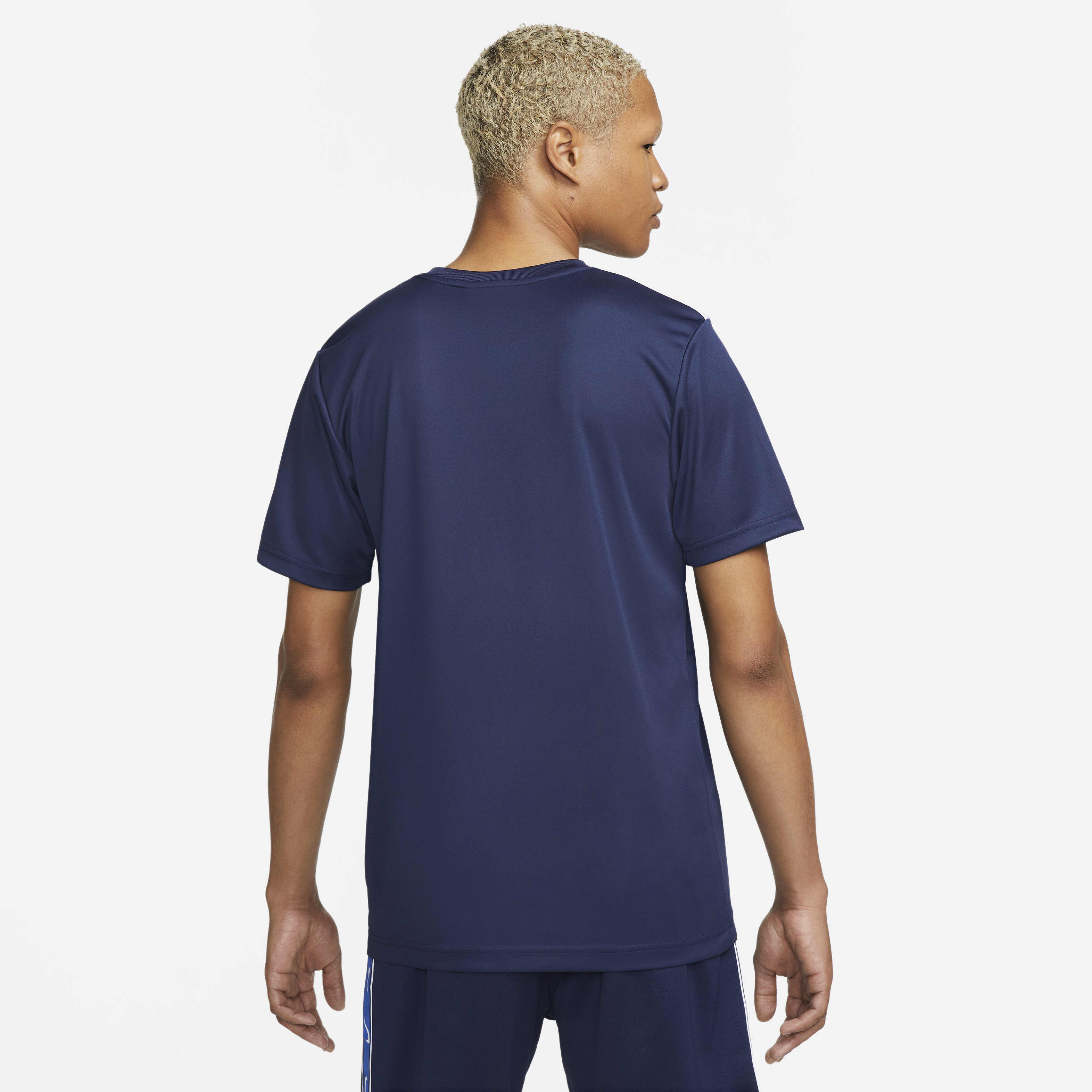 Nike Sportswear Repeat image number 1