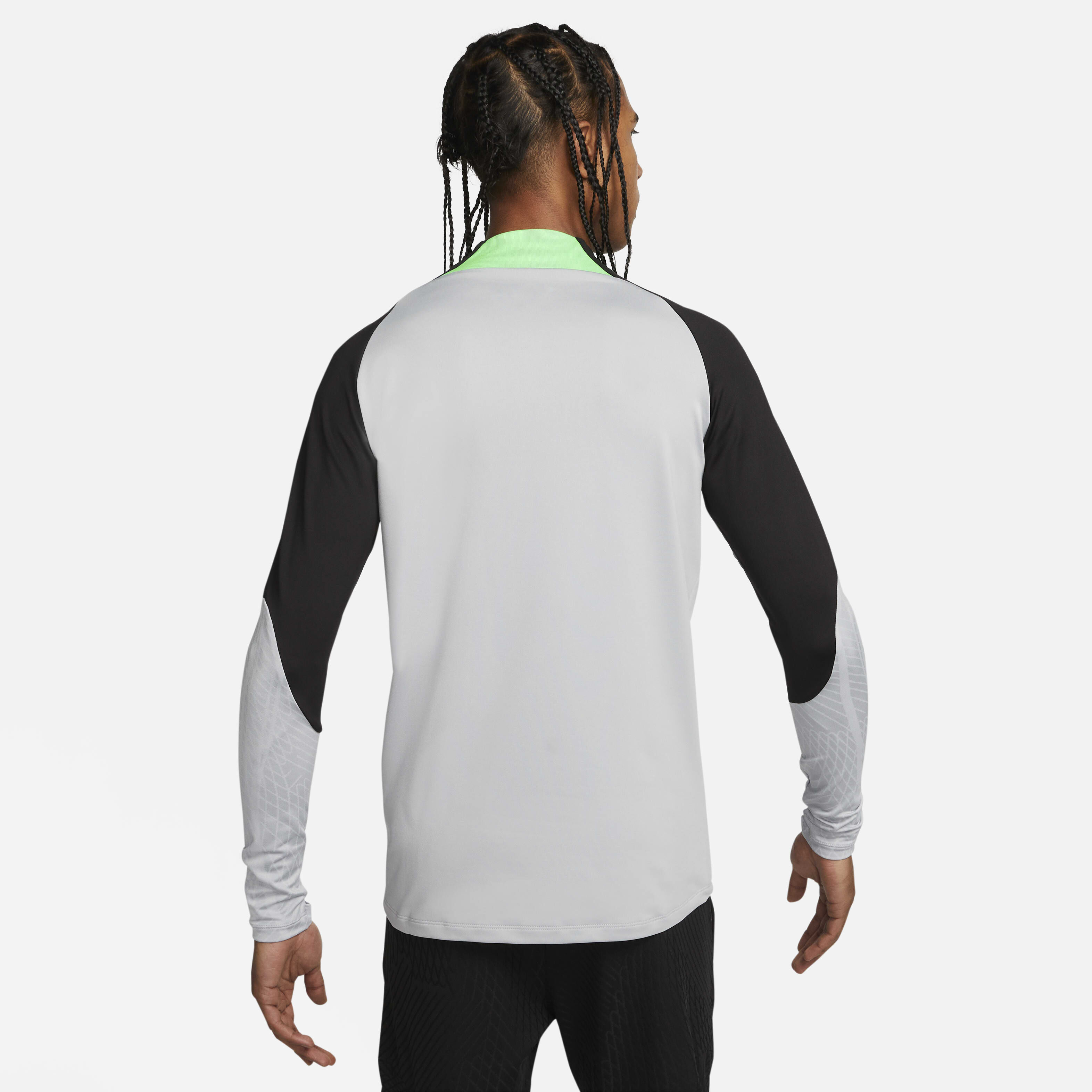 Liverpool F.C. Strike image number 1