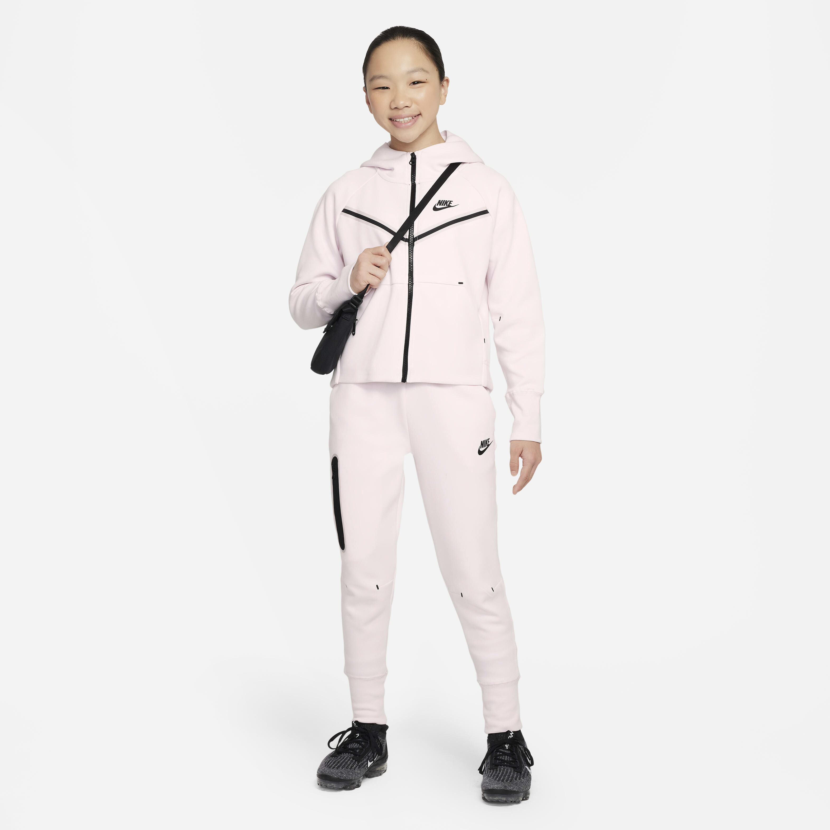 Nike Sportswear Tech Fleece image number 4