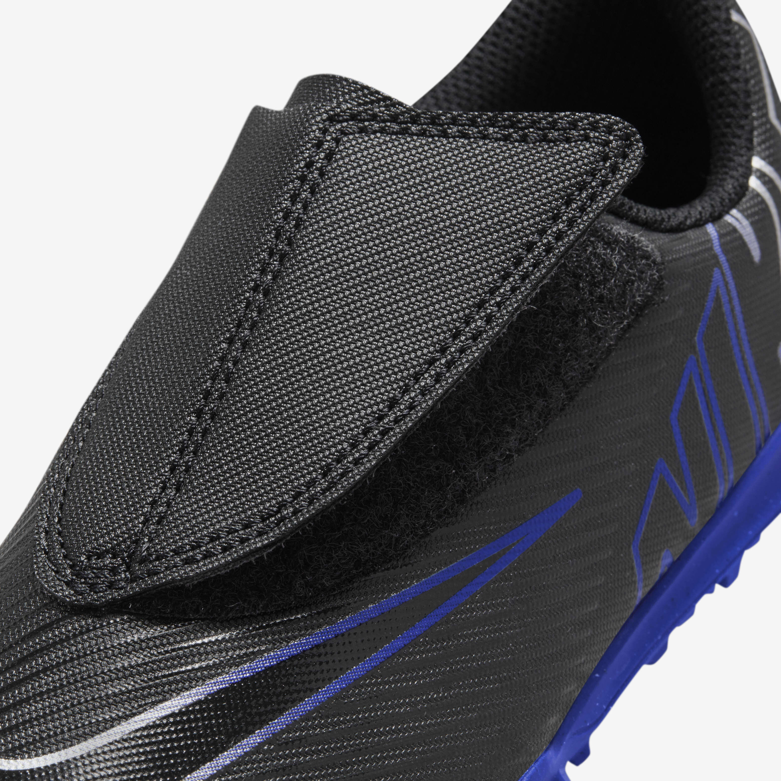 نايكي جونيور ميركيوريال فيبور 15 كلوب image number 8