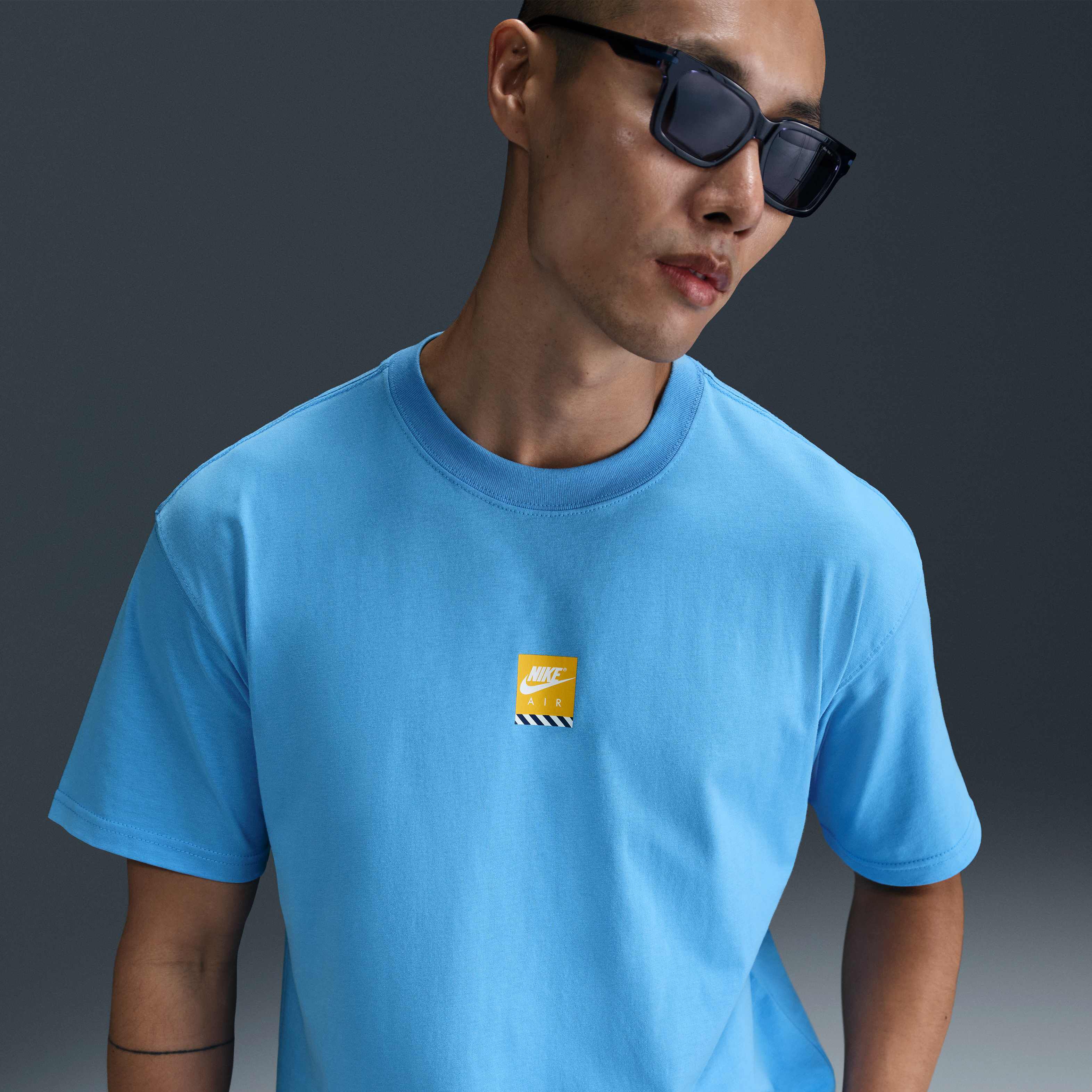 نايكي سبورتسوير image number 0