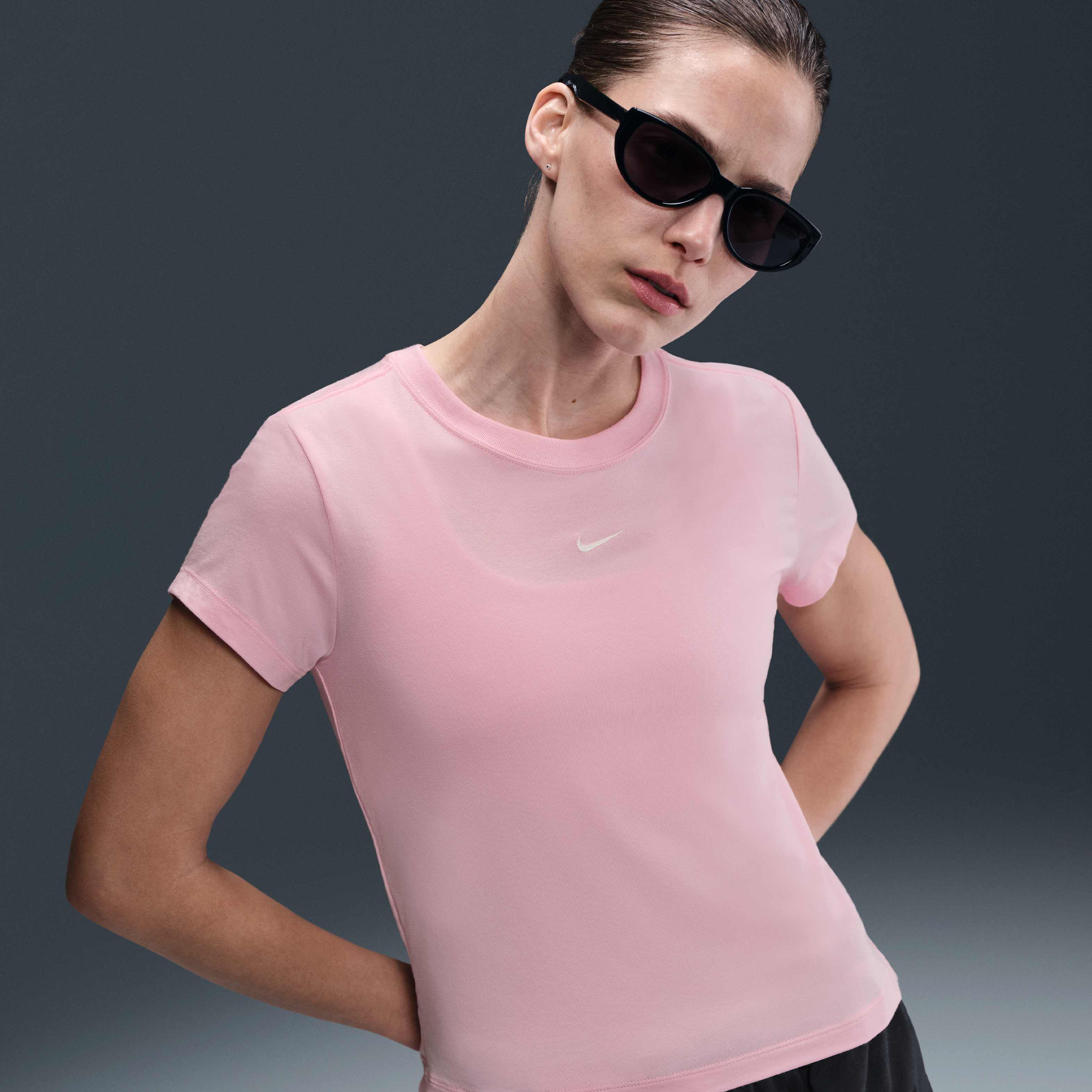 ★ Nike★ Sportswear Chill Knit Women's T-Shirt W Rose Gold Buy Nike Sportswear Chill Knit Women's T-shirt - Medium Soft