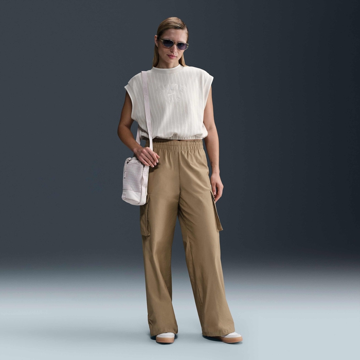 Nike Sportswear Collection image number 3 Nike Sportswear Collection image number 3