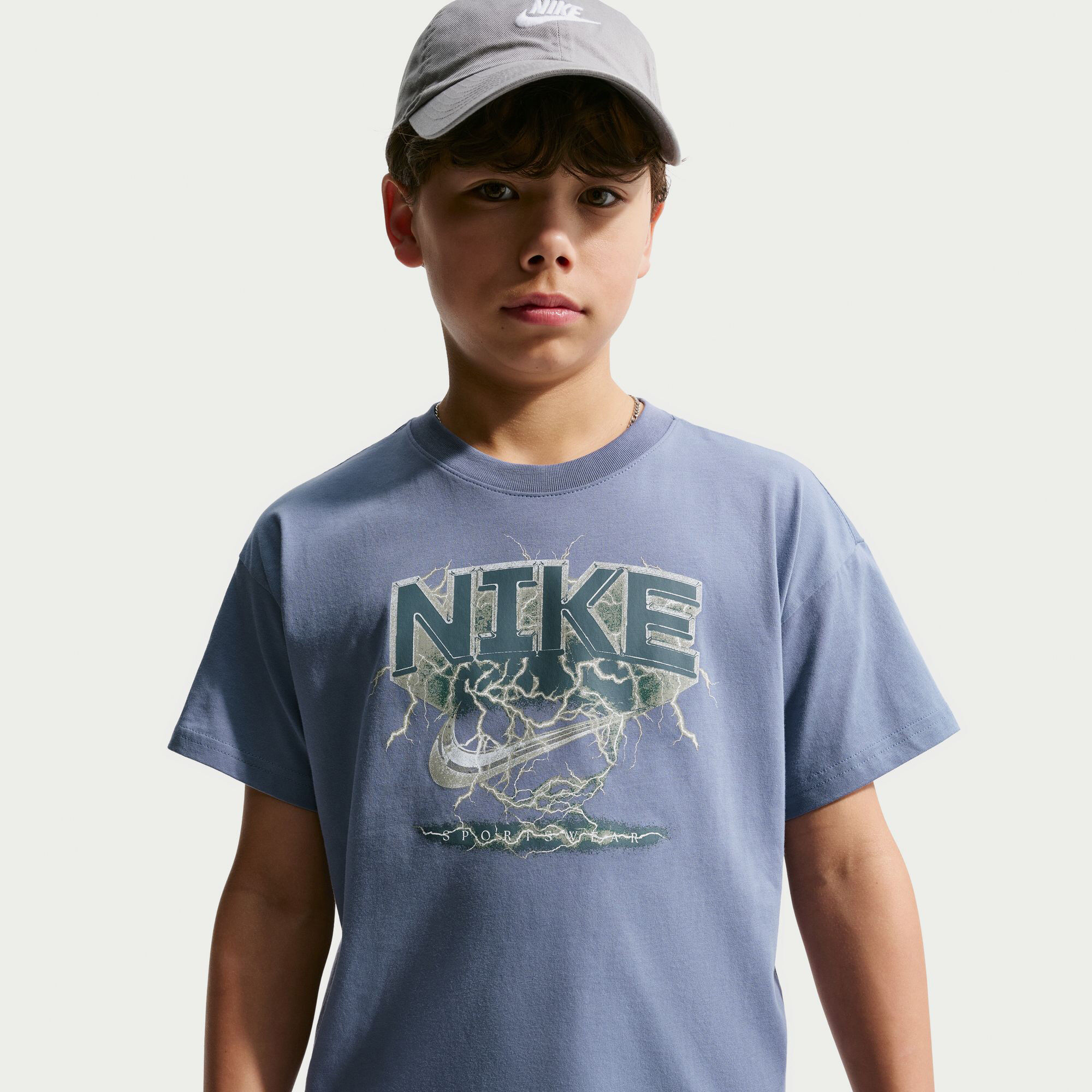 Nike Sportswear image number 2