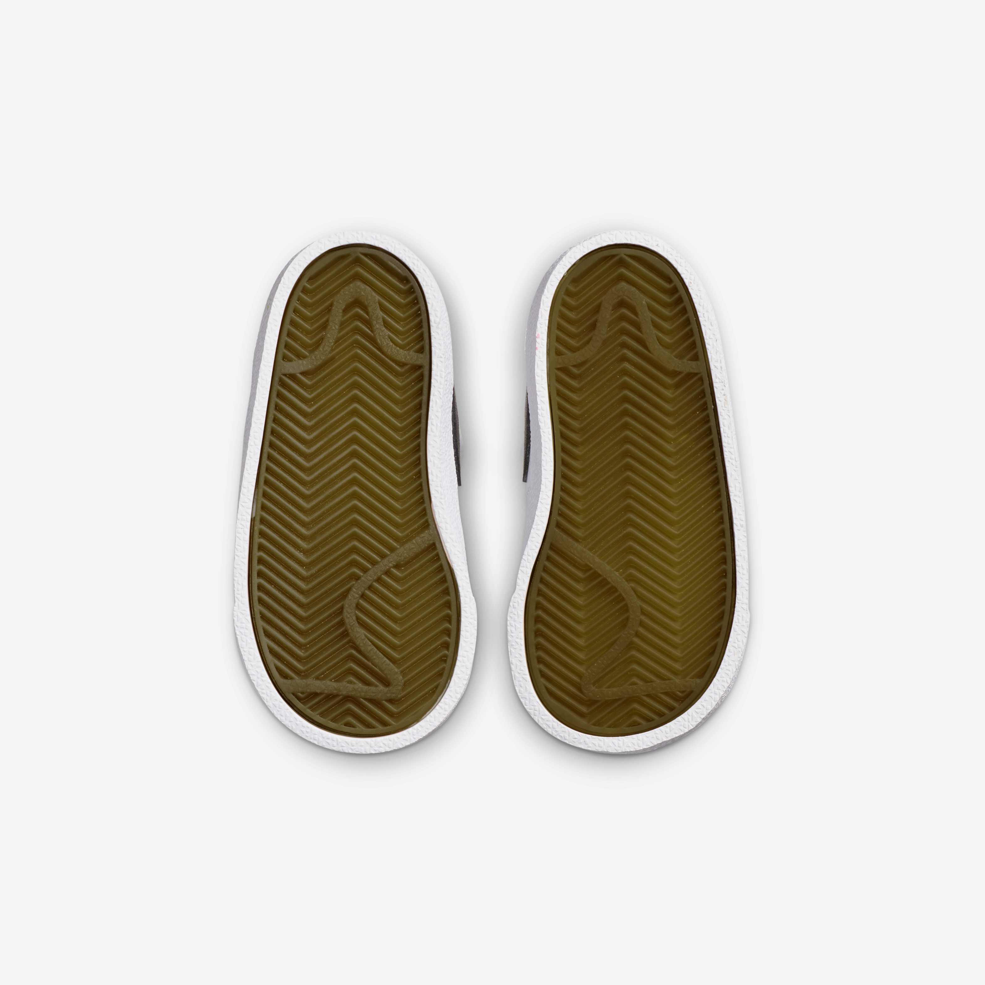 نايكي بليزر ميد '77 image number 1