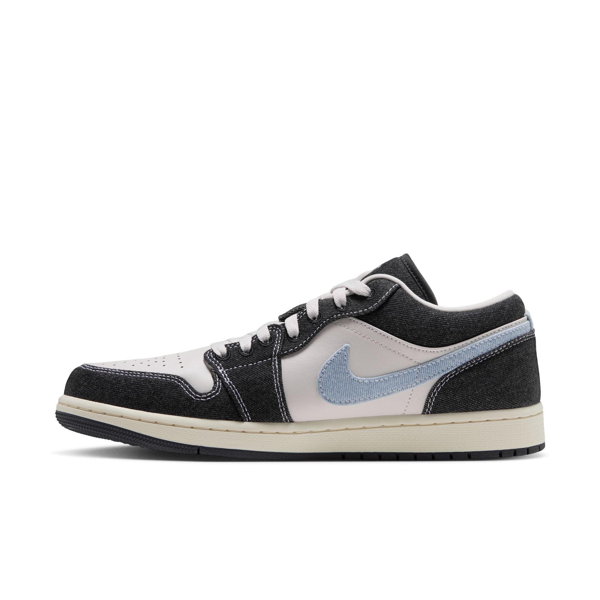 Air Jordan 1 Low SE image number 4