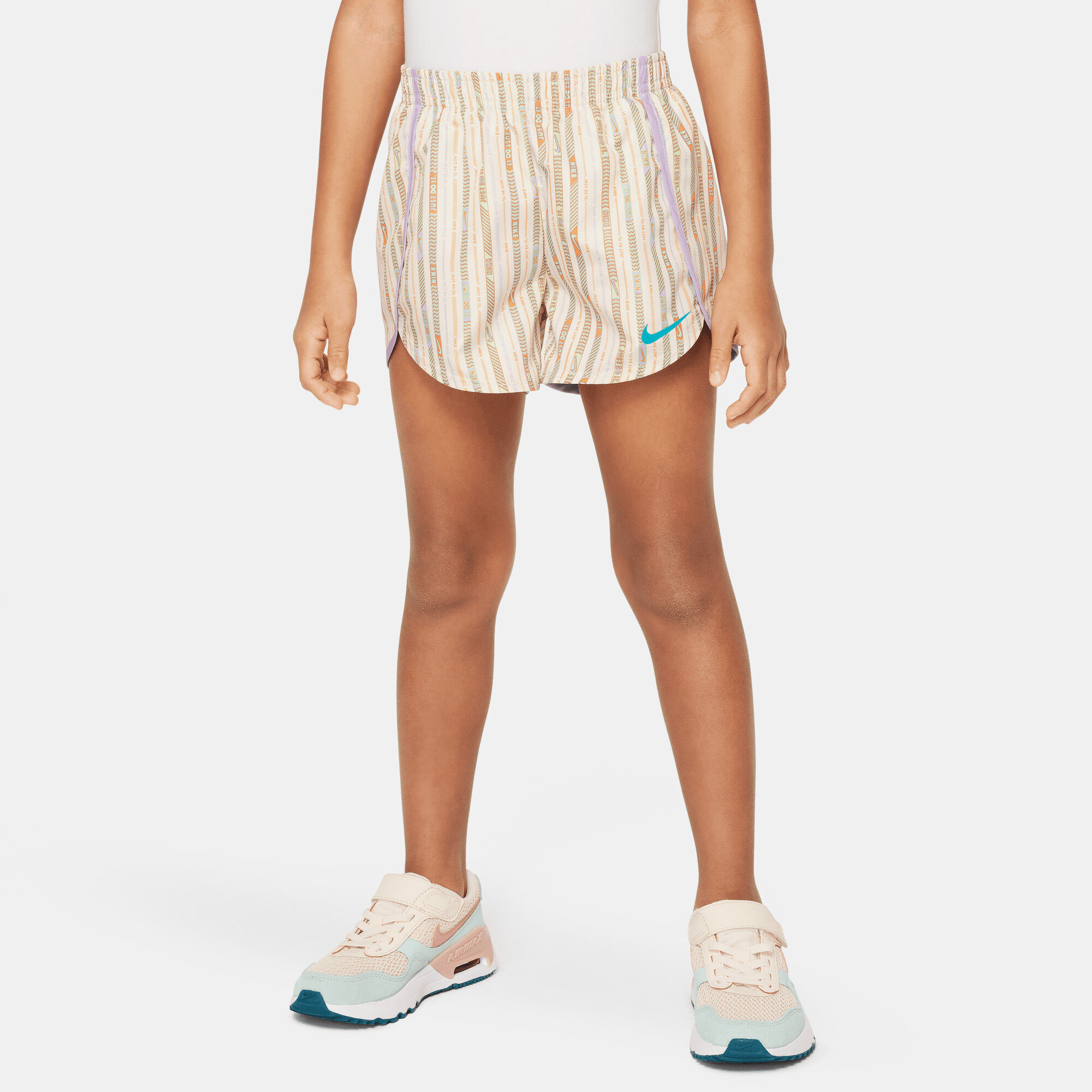 Nike Dri-FIT Happy Camper image number 7