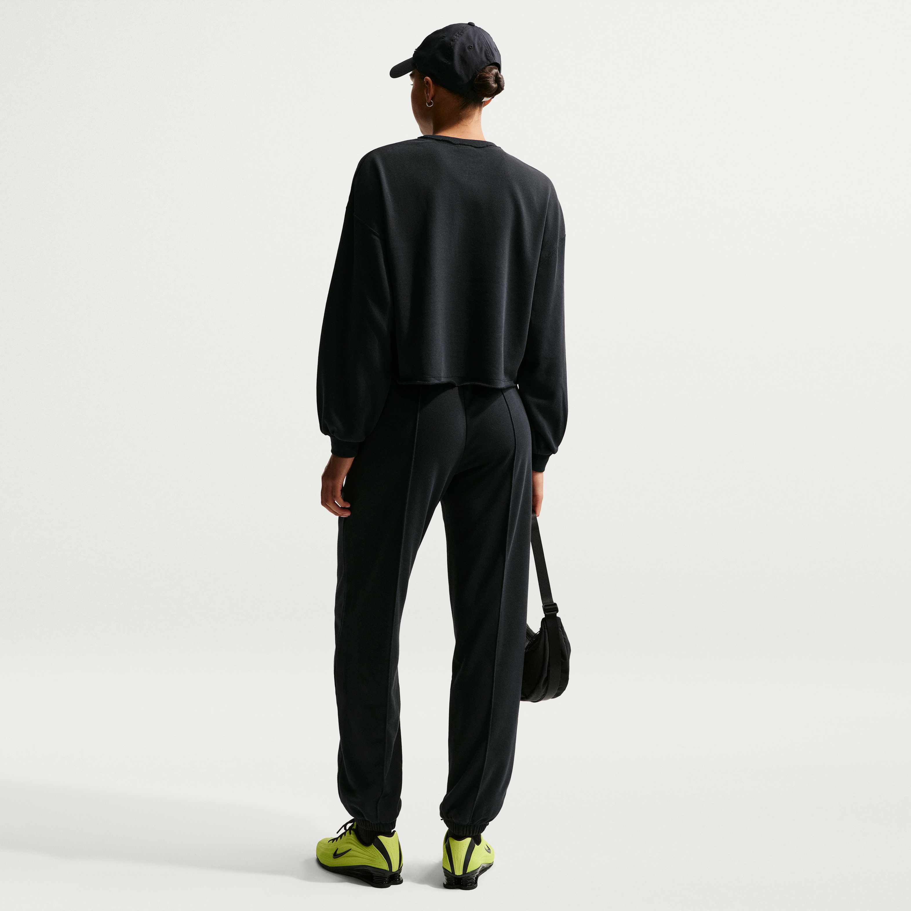 Nike Sportswear Chill Terry image number 4