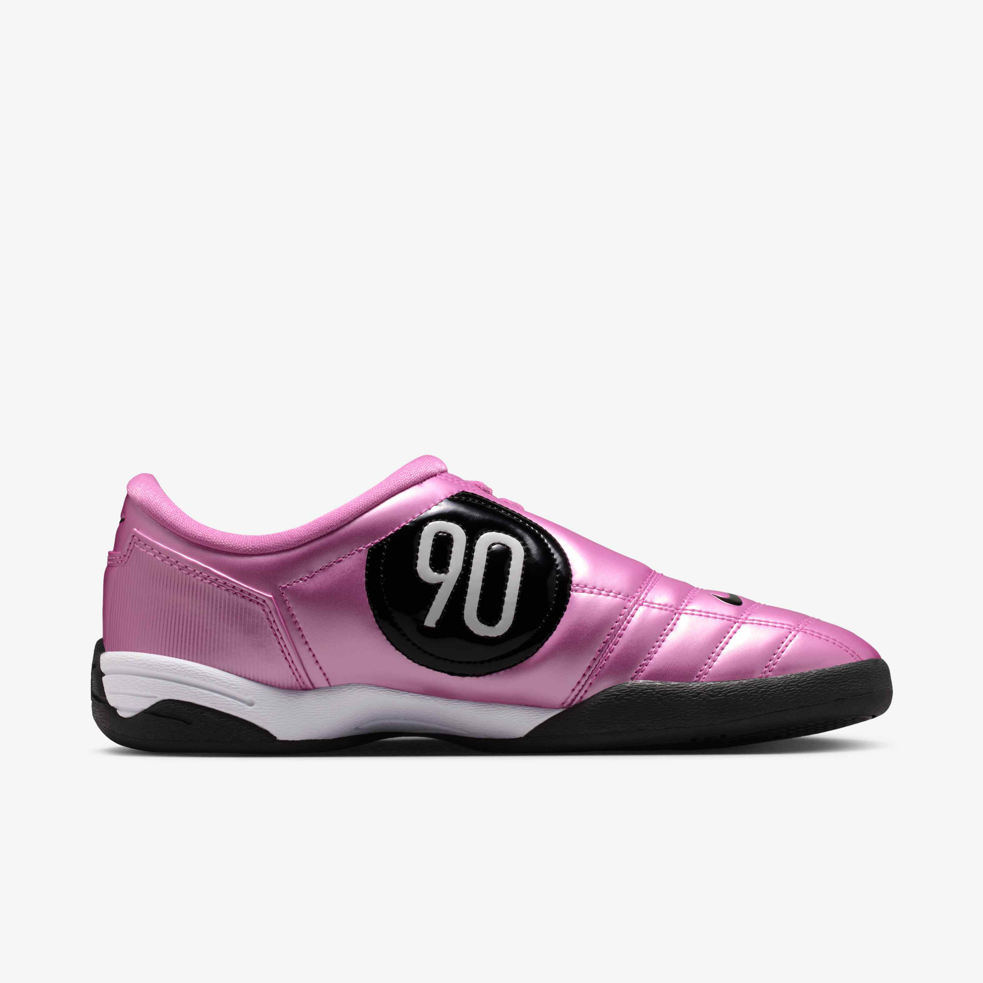 Nike Total90 image number 2