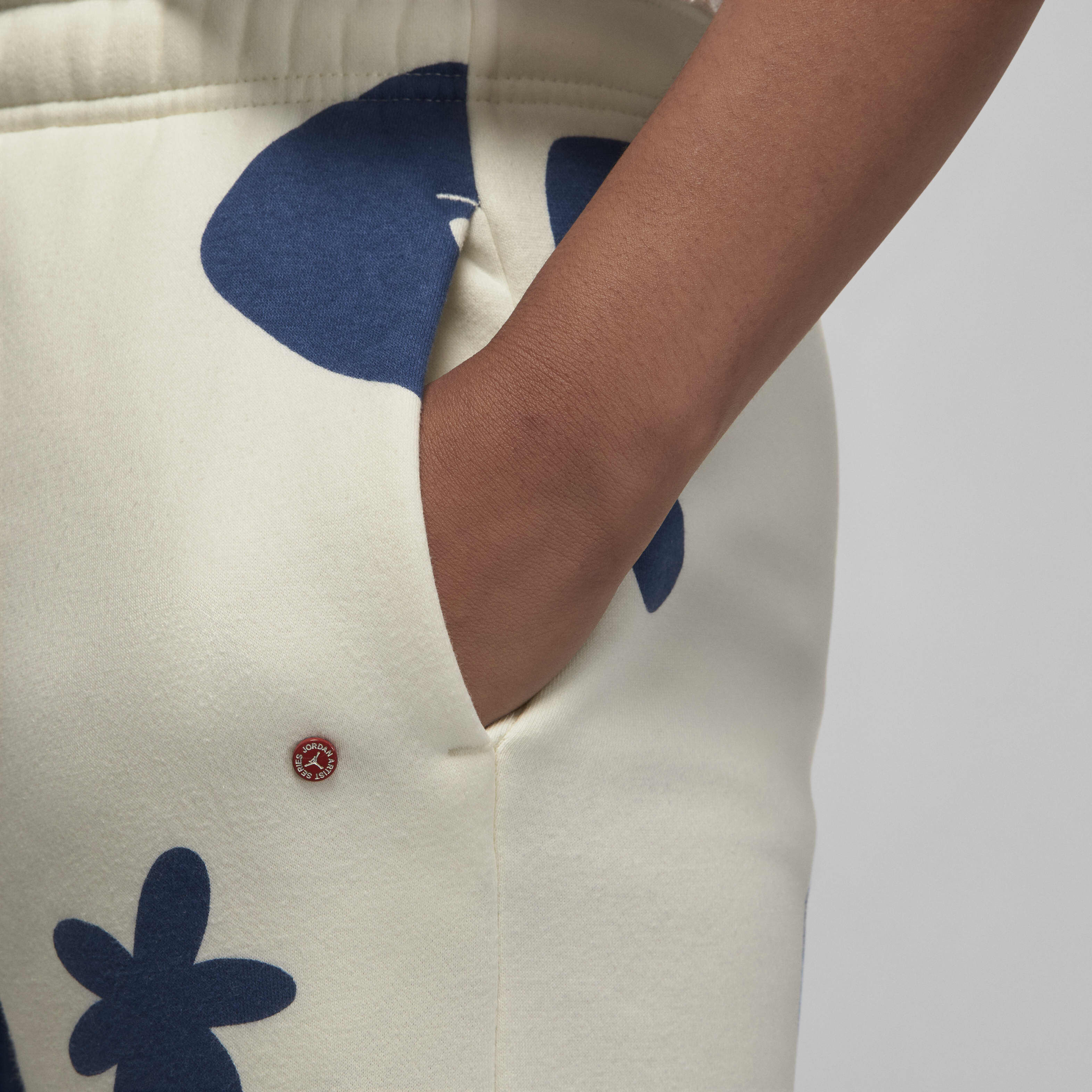 جوردن ارتيست سيريس باي ميا لي image number 2