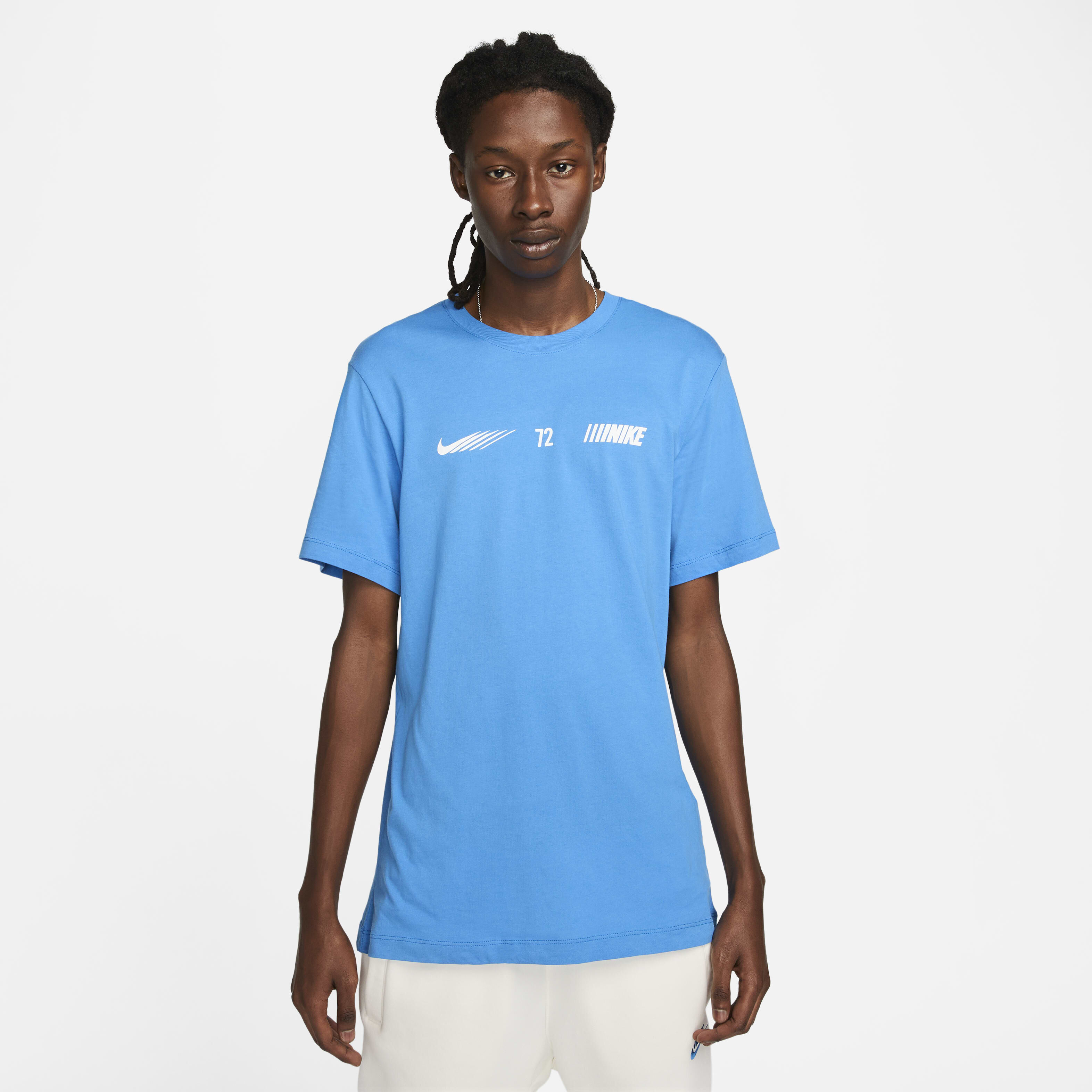 نايكي سبورتسوير ستاندرد ايشيو image number 0