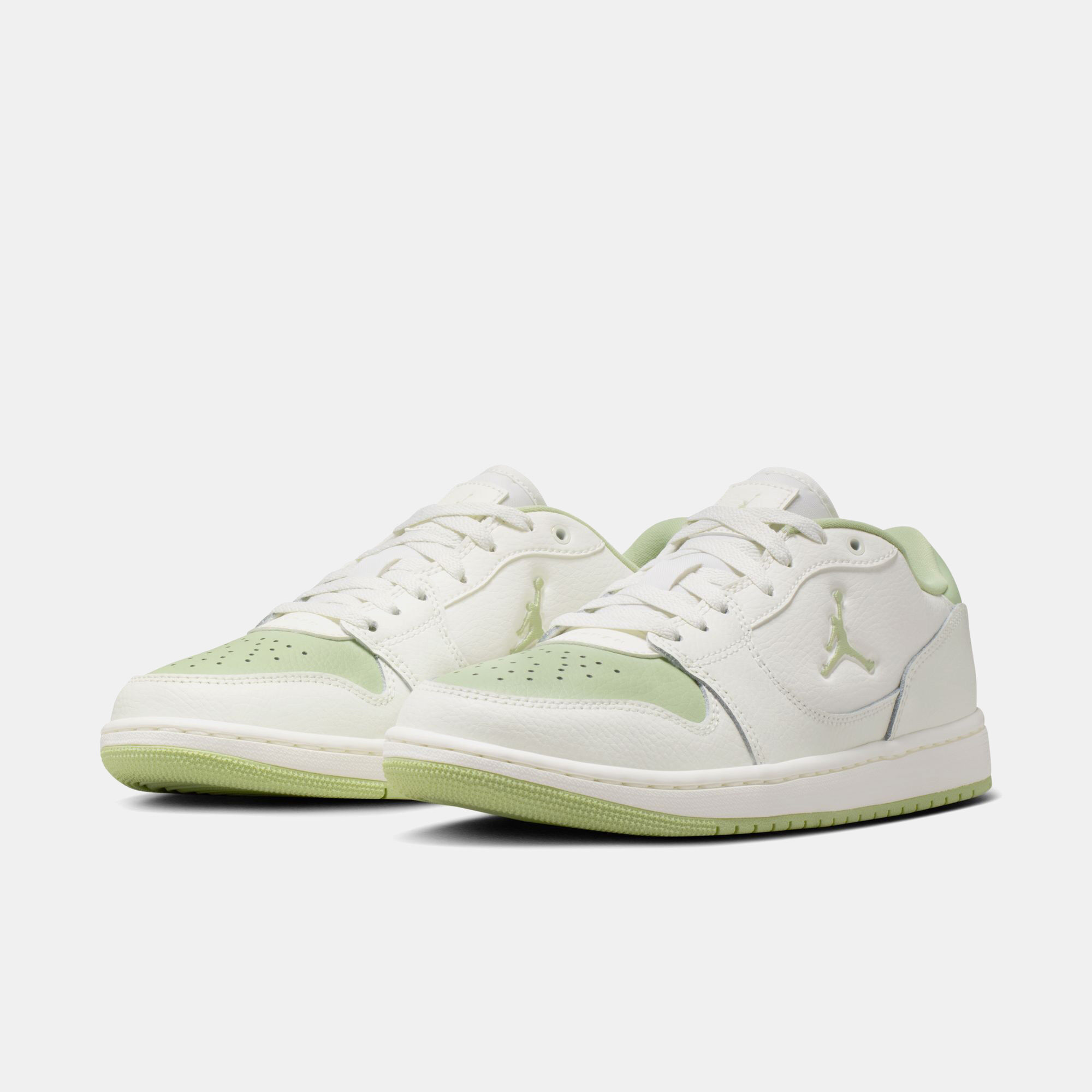 Jordan Court Connect Low image number 2
