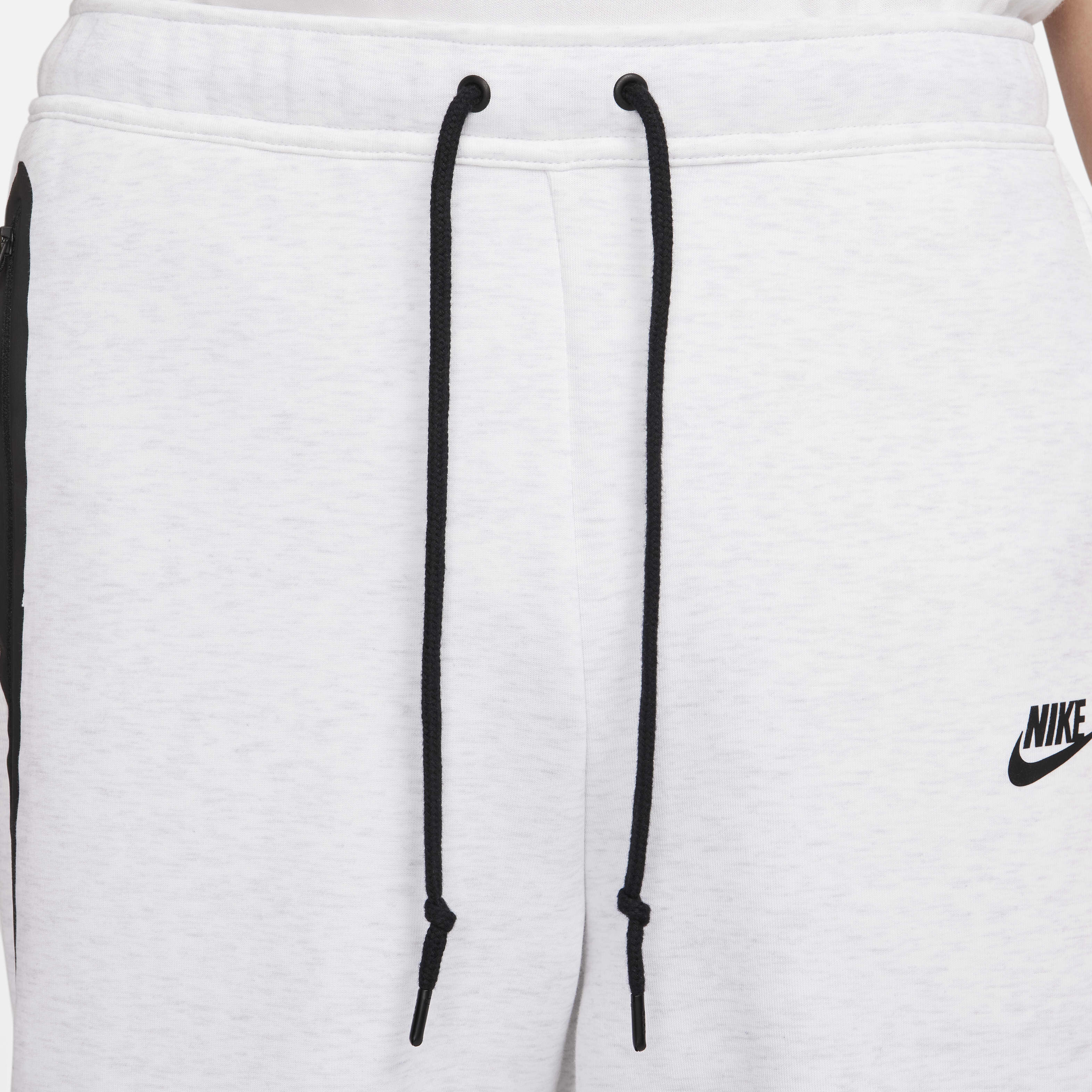 Nike Sportswear Tech Fleece image number 3