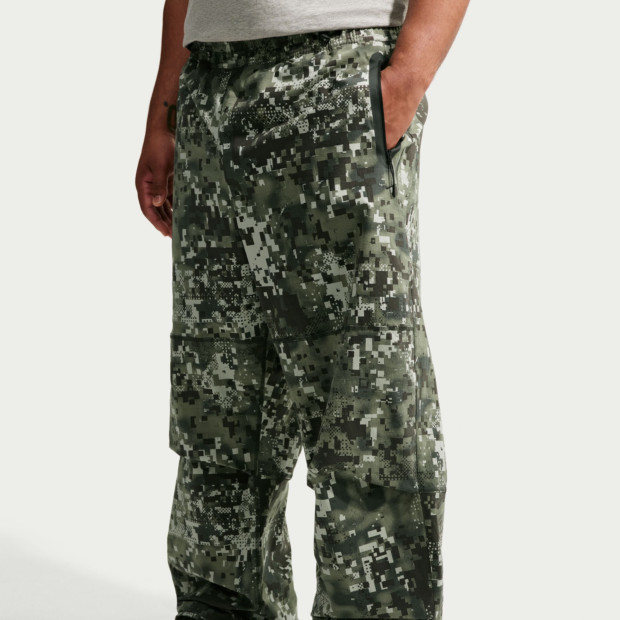 Nike Tech image number 2