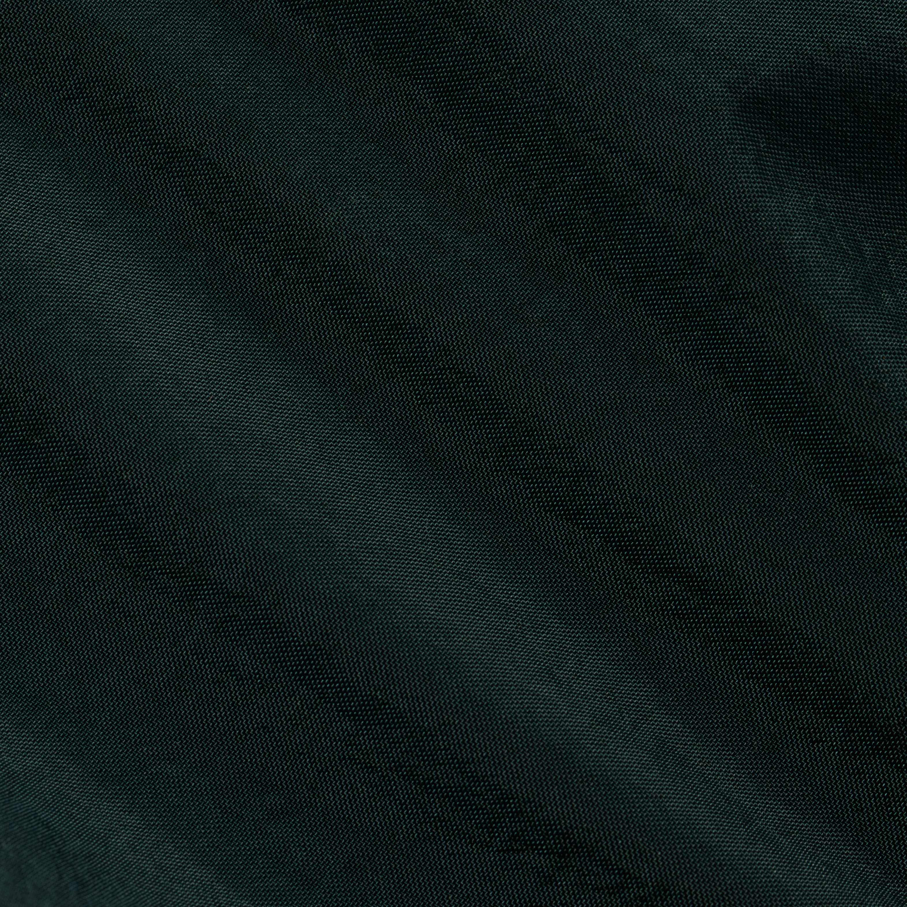 نايكي أورا image number 4