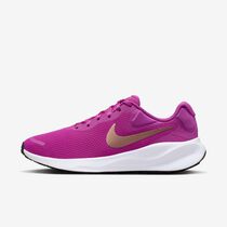 Nike Revolution 7