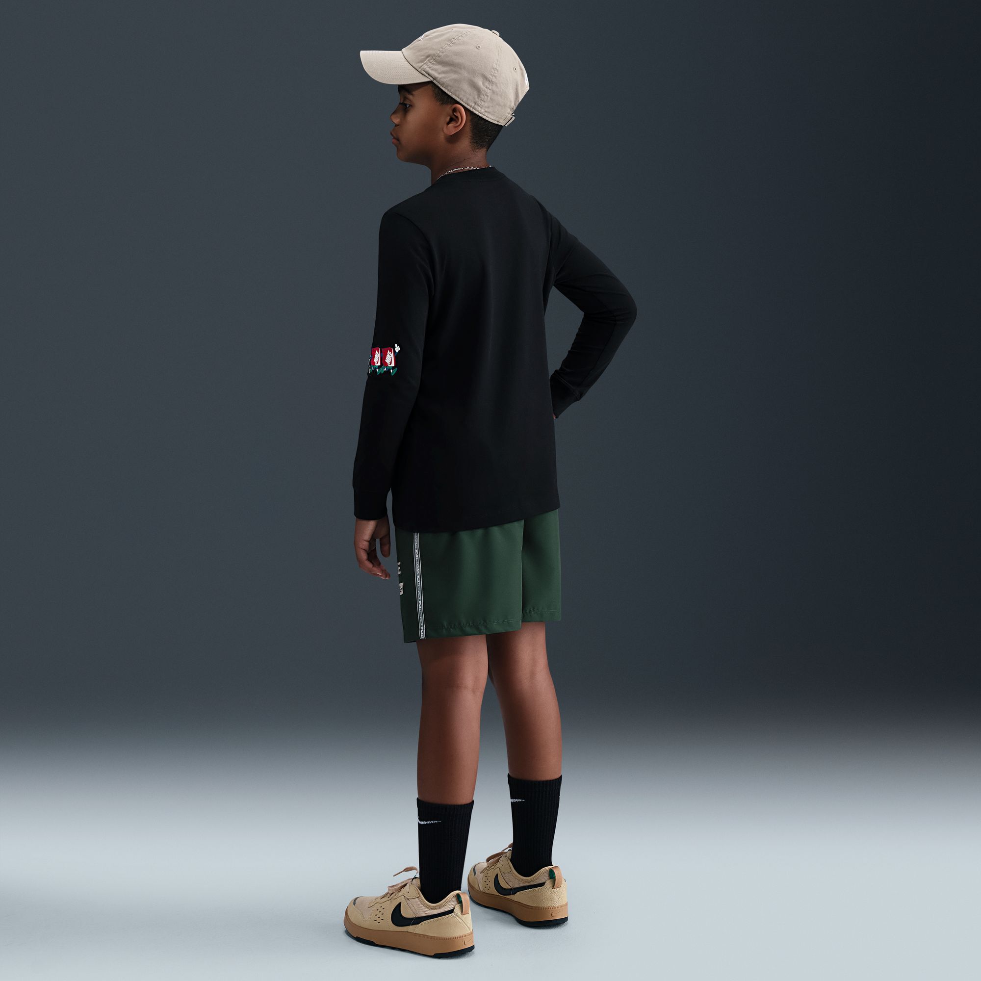 Nike Sportswear image number 2